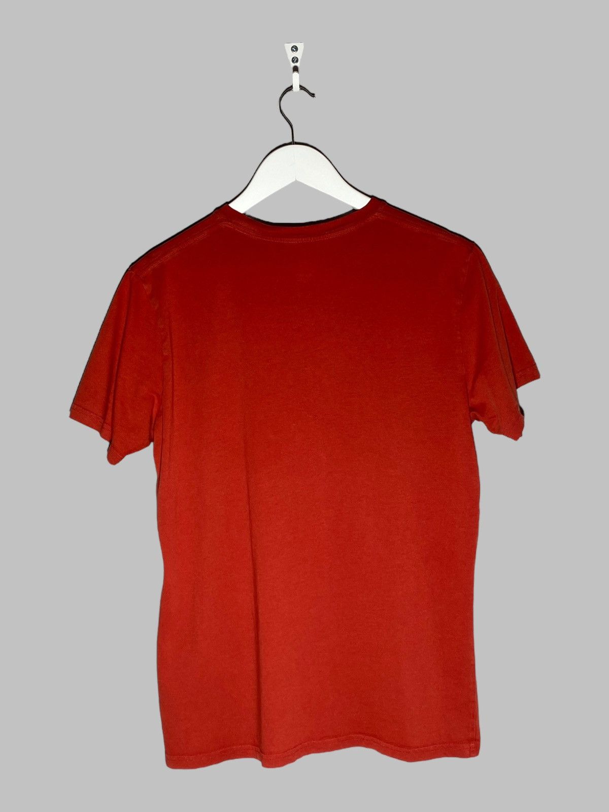 Arc'teryx 🔥 ARC’TERYX RED TEE MINIMAL LOGO TECH GORPCORE STAPLE Size US M / EU 48-50 / 2 - 5 Thumbnail