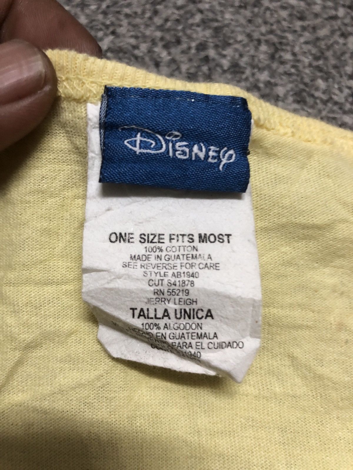 Vintage Vintage 90s Disney Snow White Grumpy Baggy Tshirt Size US XL / EU 56 / 4 - 15 Thumbnail