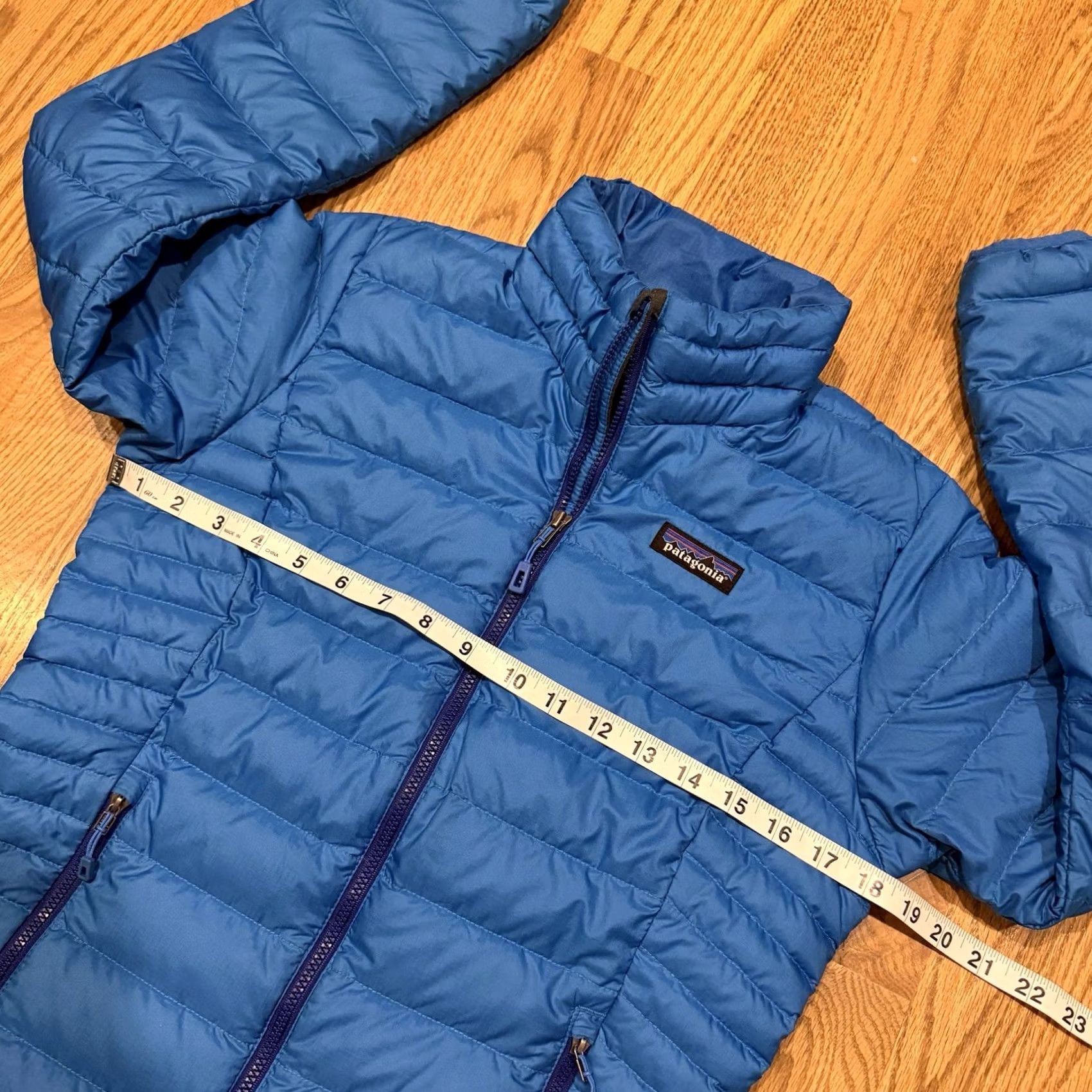 Patagonia Patagonia Down Sweater Jacket Full Zip Puffer Women’s XS Blue 84683 Size XS / US 0-2 / IT 36-38 - 7 Thumbnail