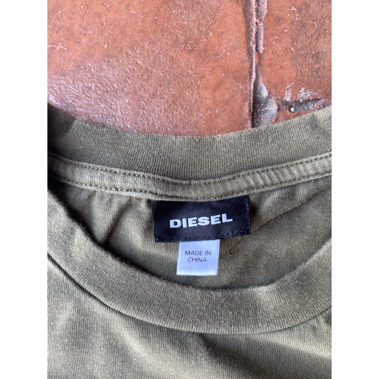 Diesel Diesel JUSTEMB Embossed Logo T-Shirt Medium Green Crewneck Short Sleeve Mens Regular Cotton Size US M / EU 48-50 / 2 - 2 Thumbnail