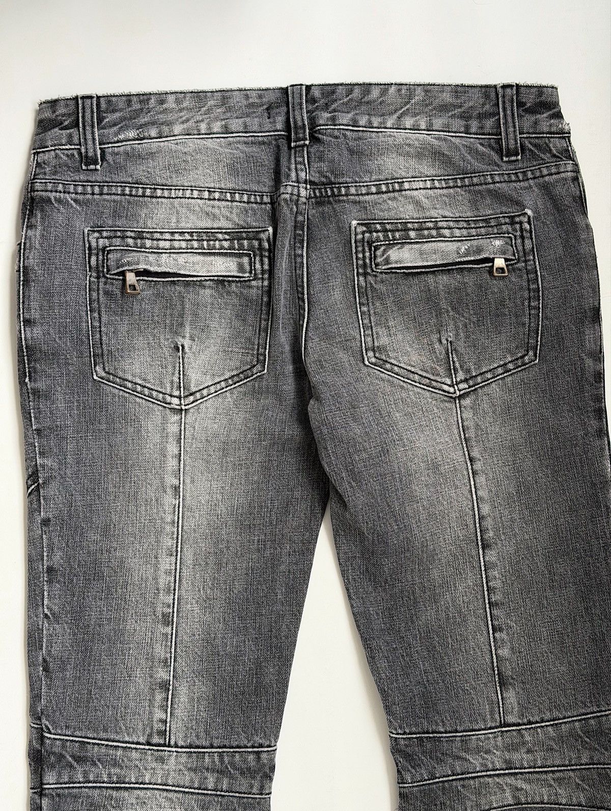 Balmain BALMAIN Decarnin FW2010 Flared Biker Buttoned Ripped Jeans Size US 28 / EU 44 - 9 Thumbnail