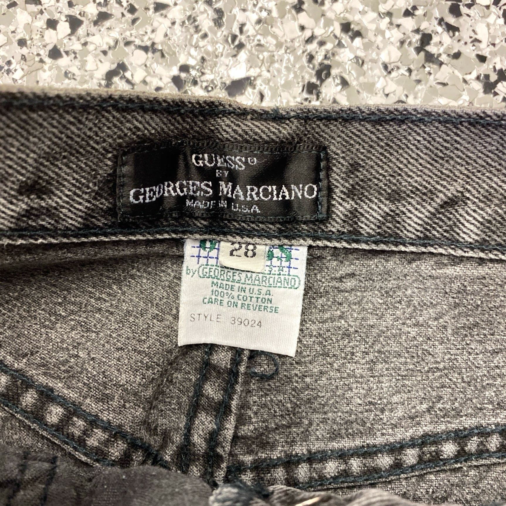 Guess VINTAGE GUESS High Rise Black Jeans Women's 90s USA Made 25x32 Size 32 28 25 Inseam 25 Cotton Black Womens Size 24" / US 00 / IT 34 - 5 Thumbnail