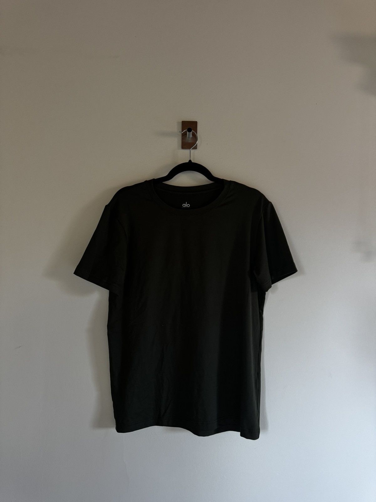 Alo Conquer Reform Crewneck T-Shirt