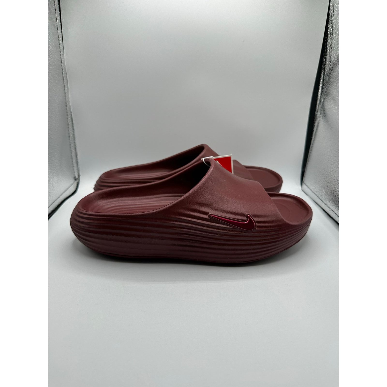Nike Nike ReactX Rejuven8 Slide “Team Red” size 7 men’s Size US 7 / EU 40 - 3 Thumbnail