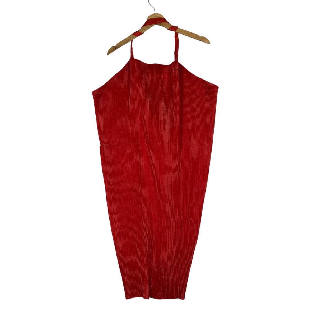 Issey Miyake × Pleats Please Issey Miyake × Tsumori Chisato Issey Miyake Pleats Please Apron Red Colour Size ONE SIZE - 5 Thumbnail