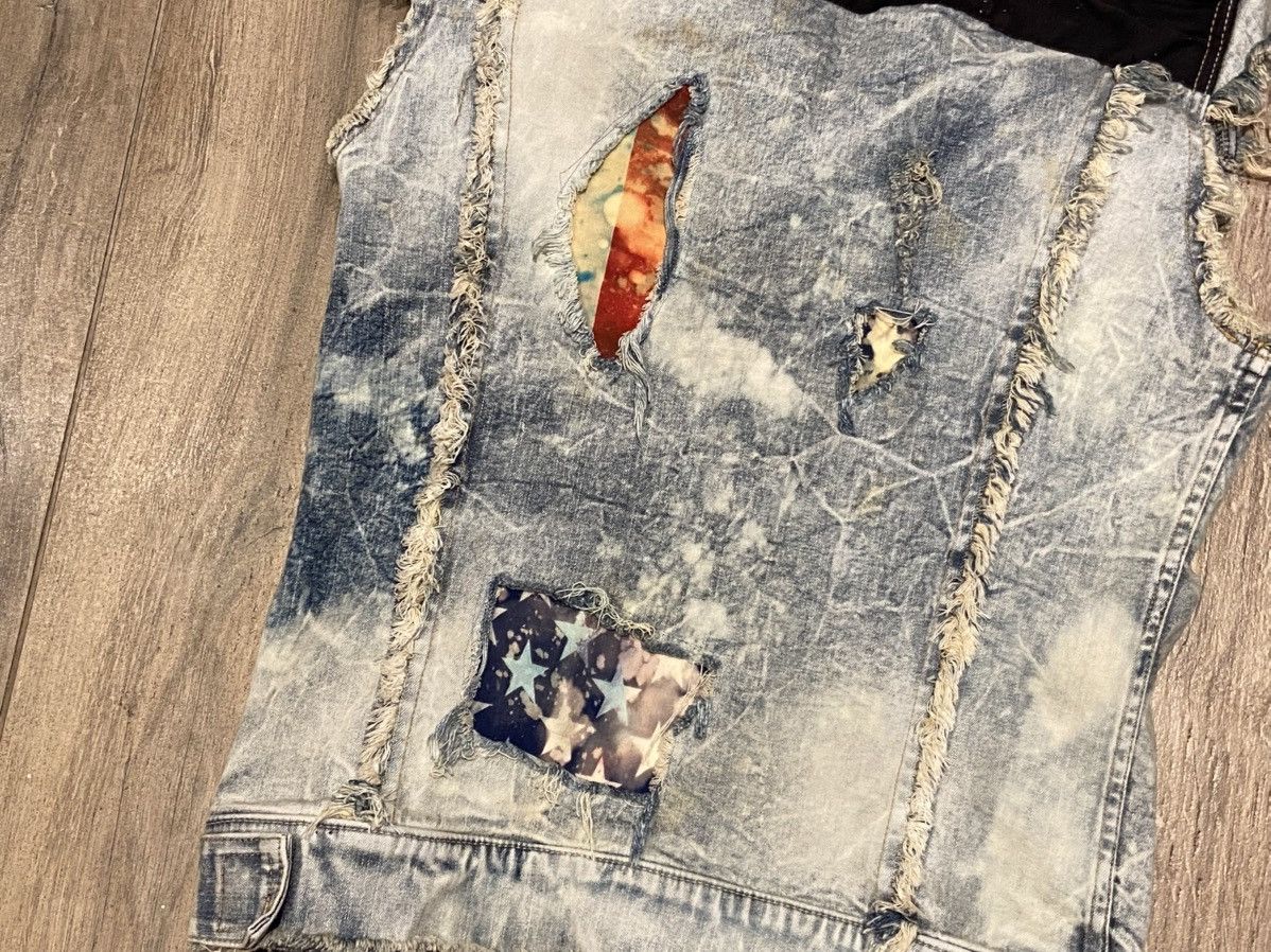 Le Grande Bleu (L.G.B.) LGB JACKET DISTRESSED JEAN VEST Size US M / EU 48-50 / 2 - 6 Thumbnail