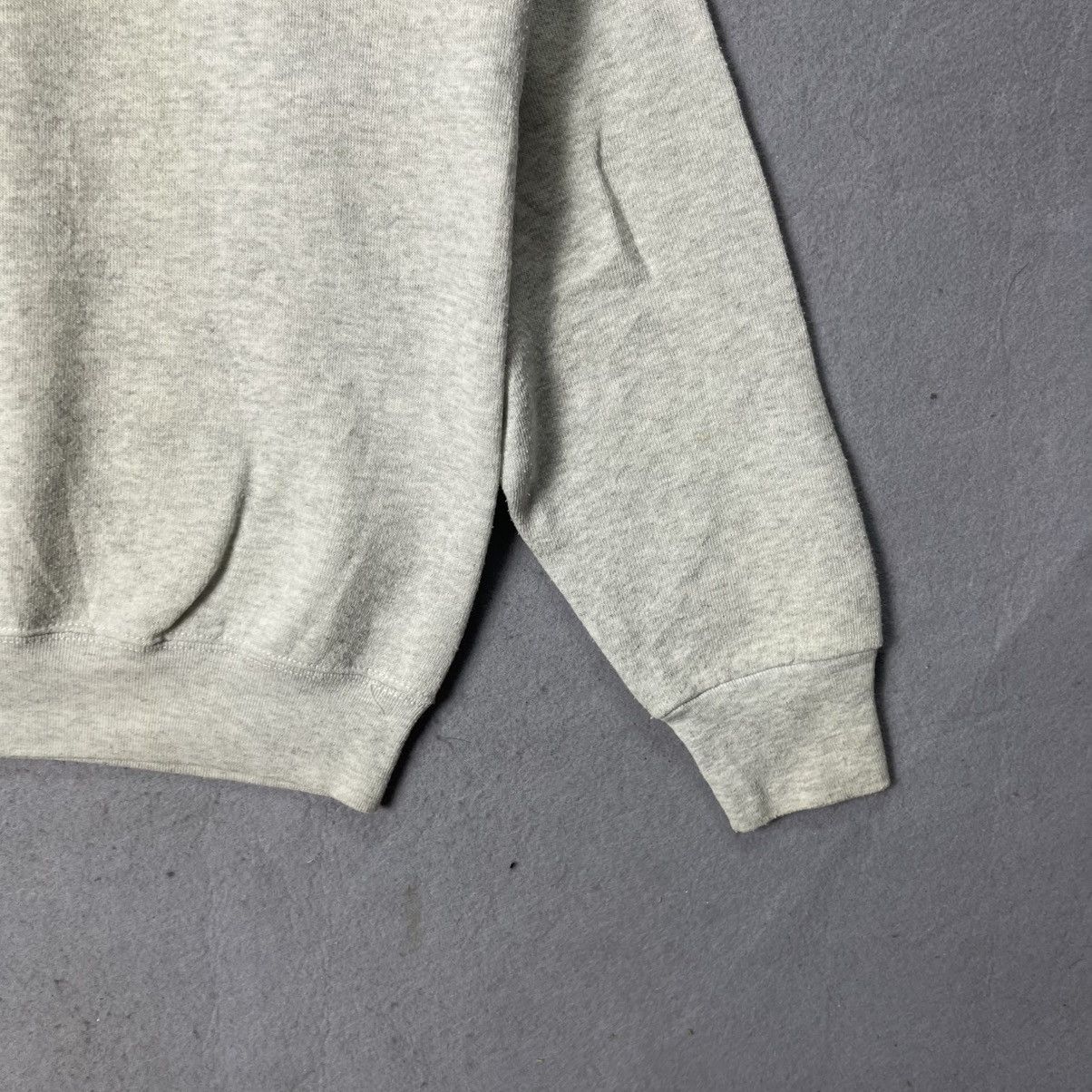 Fruit Of The Loom J.League Official Logo Crewneck Sweatshirt – Heather Grey Size US M / EU 48-50 / 2 - 5 Thumbnail