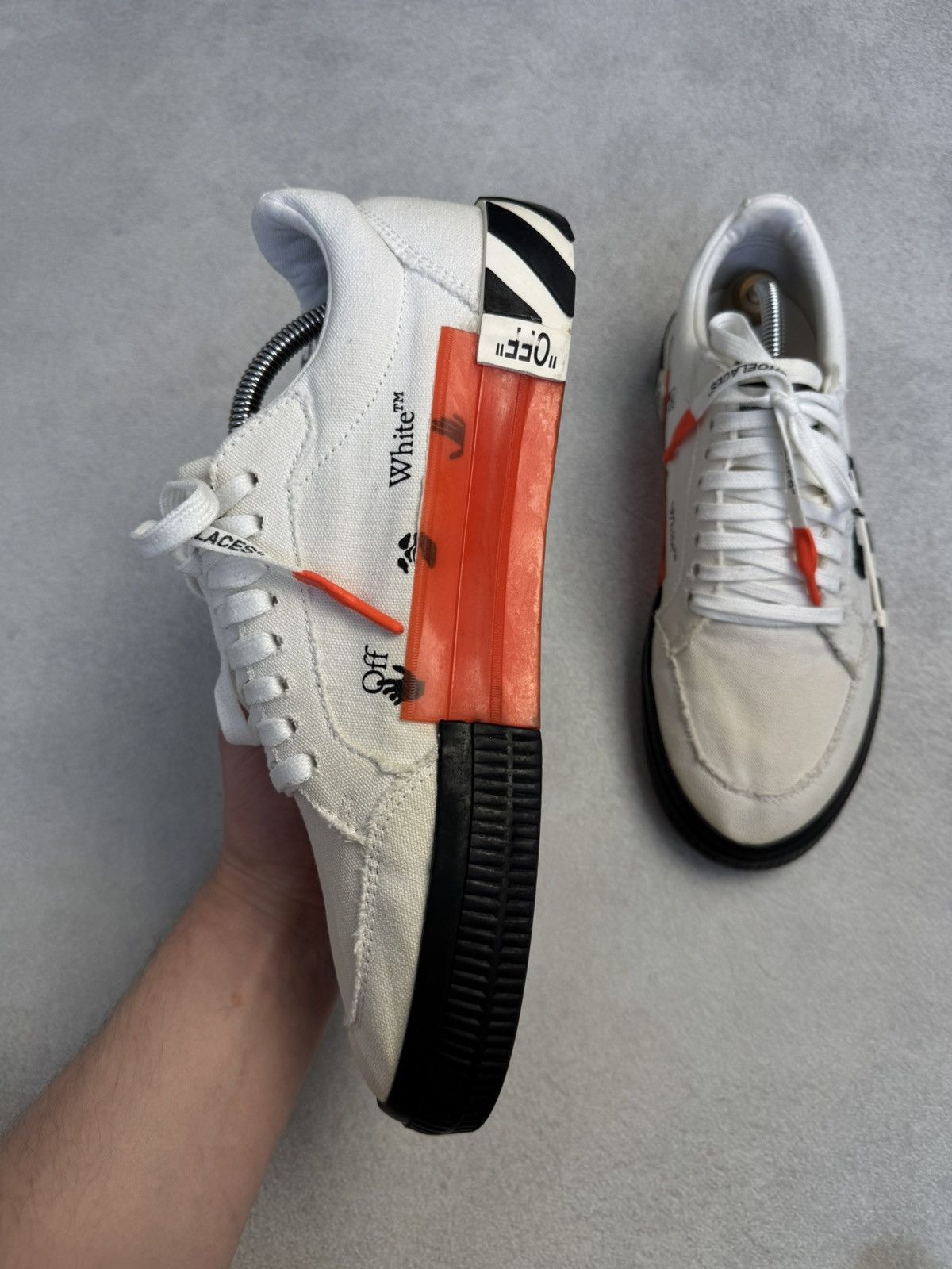 Off-White Off-White Low Vulcanized Canvas Sneakers size43 Size US 9.5 / EU 42-43 - 8 Thumbnail