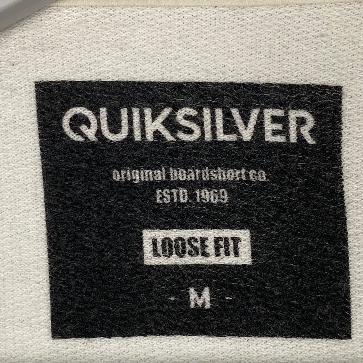 Vintage Vintage Quiksilver Sweatshirt Crewneck White Big Logo Size M Size US M / EU 48-50 / 2 - 6 Thumbnail