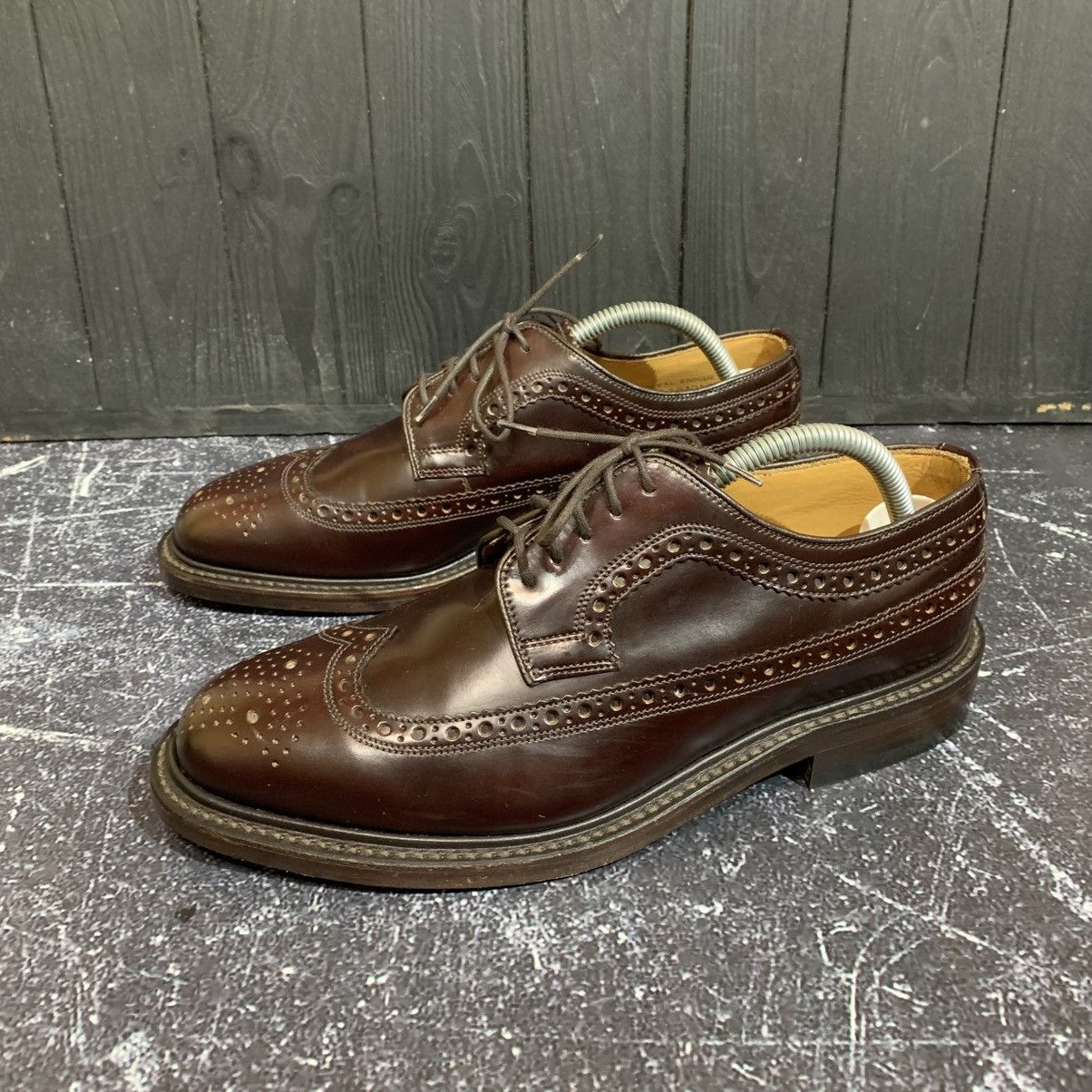 Loake Loake Leather Brogue Size 6.5 UK 40.5 EU 25.5 cm Size US 6.5 / EU 39-40 - 4 Thumbnail