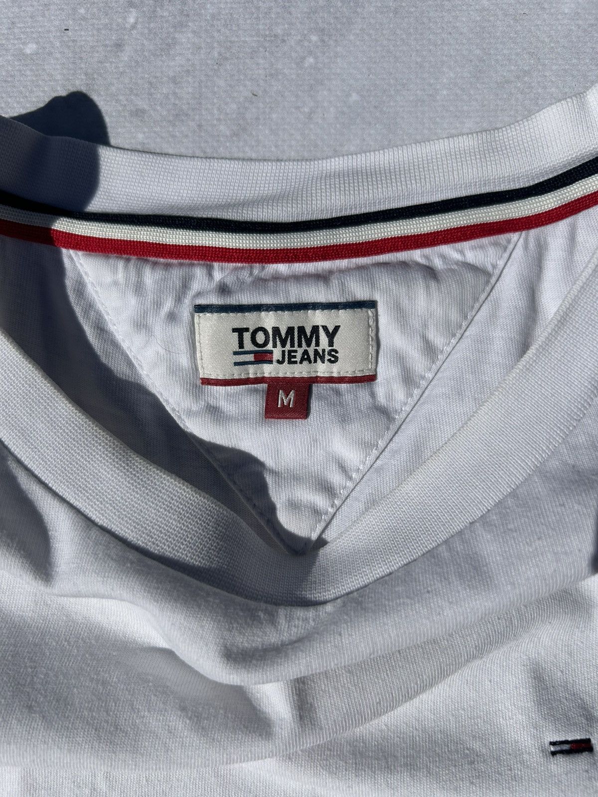 Tommy Jeans Tommy Jeans Flagship Basic White T-Shirt Tee Size M Size US M / EU 48-50 / 2 - 6 Thumbnail