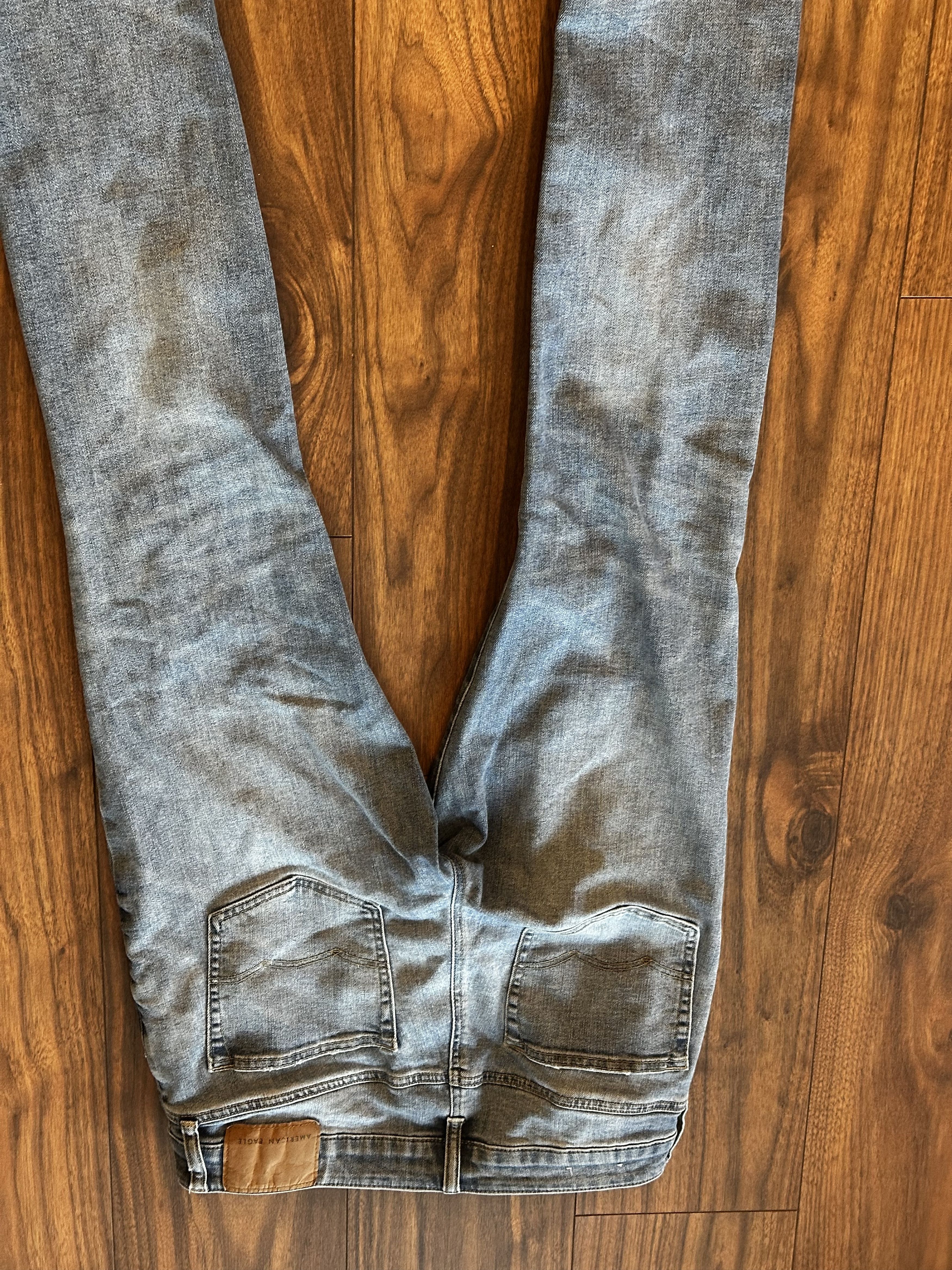 American Eagle Outfitters American Eagle Distressed Blue Jeans Size US 33 - 5 Thumbnail