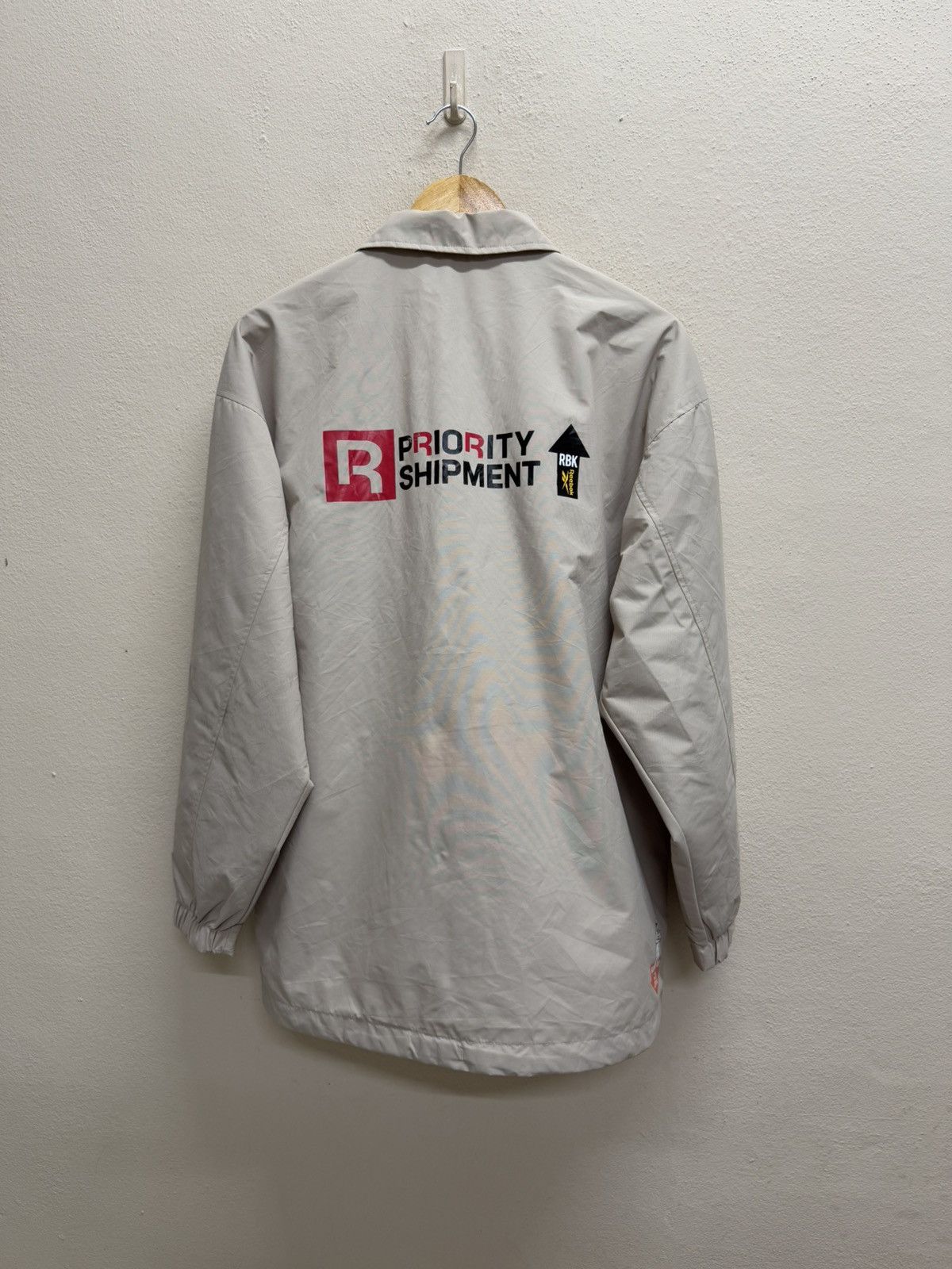 Reebok Reebok Graphic by BlackEyePatch Shipment Worker Coach Jackeg Size US L / EU 52-54 / 3 - 22 Thumbnail