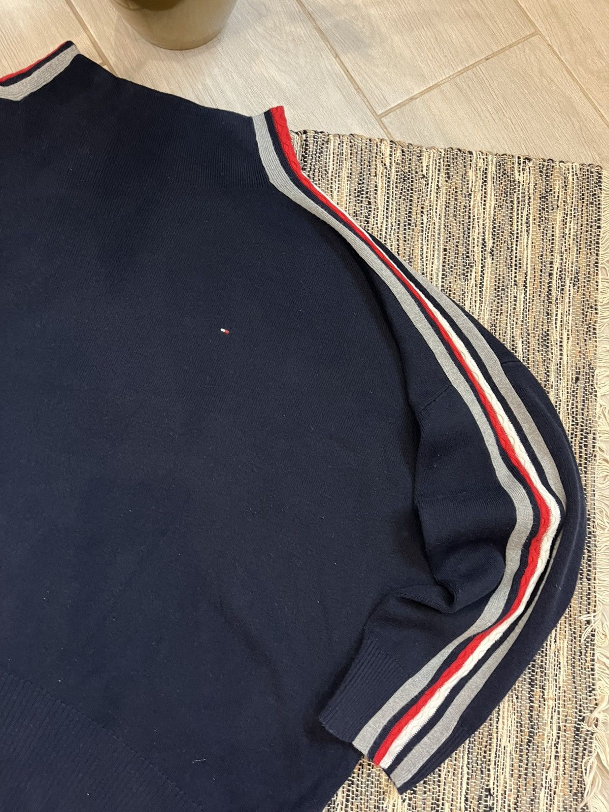 Tommy Hilfiger Vintage Tommy Hilfiger Sweater Oversize navy minimalistic Size US XL / EU 56 / 4 - 5 Thumbnail
