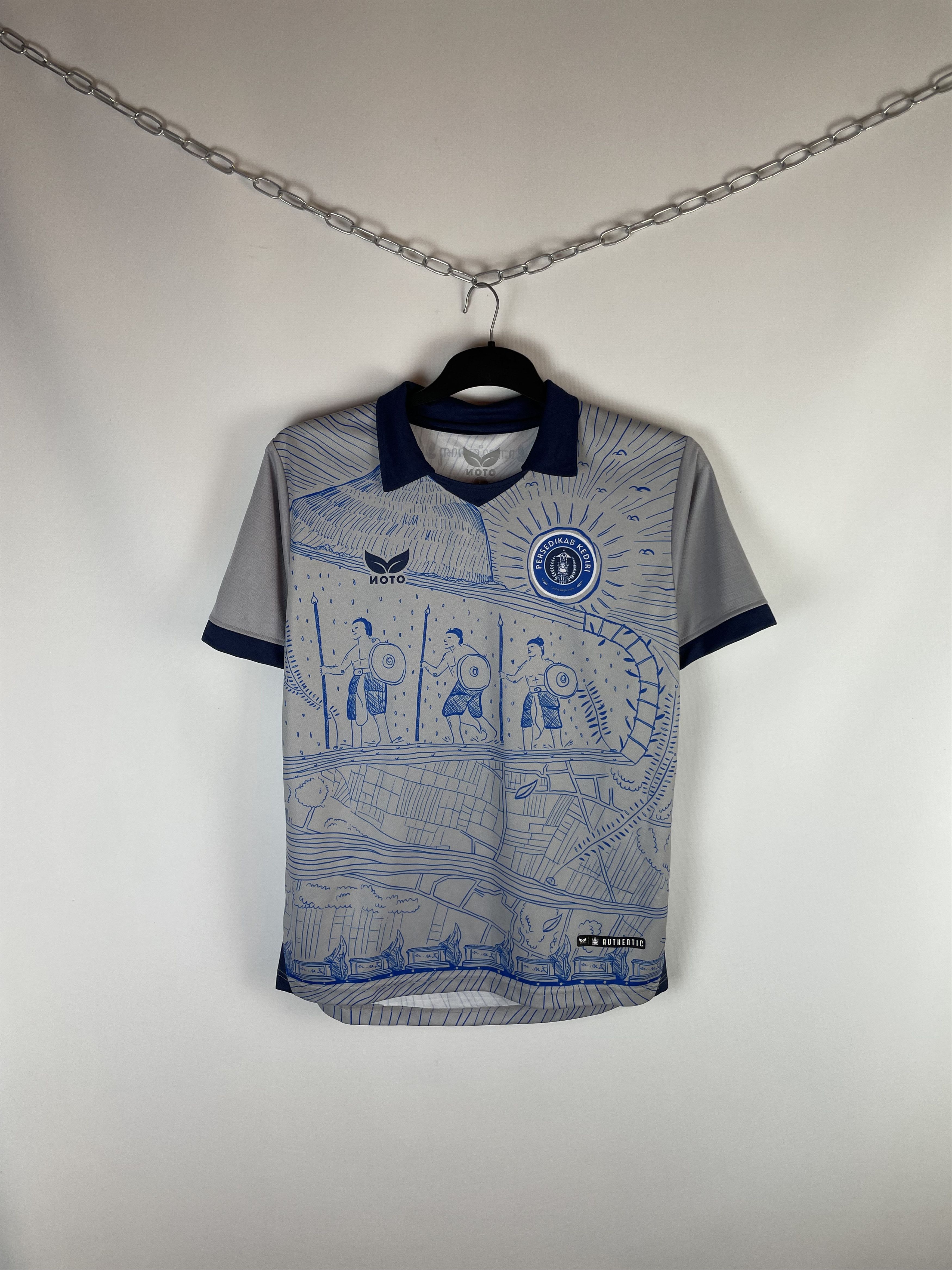 Vintage Persedikad Kediri Shirt Tee Jersey Size US L / EU 52-54 / 3 - 1 Thumbnail