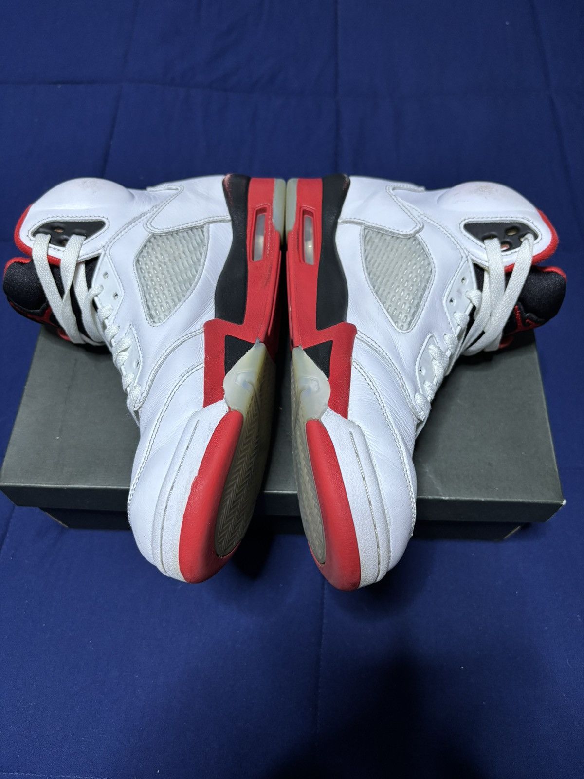 Jordan Brand Jordan 5 Retro Fire Red 2025 Size 8.5 Size US 8.5 / EU 41-42 - 3 Thumbnail
