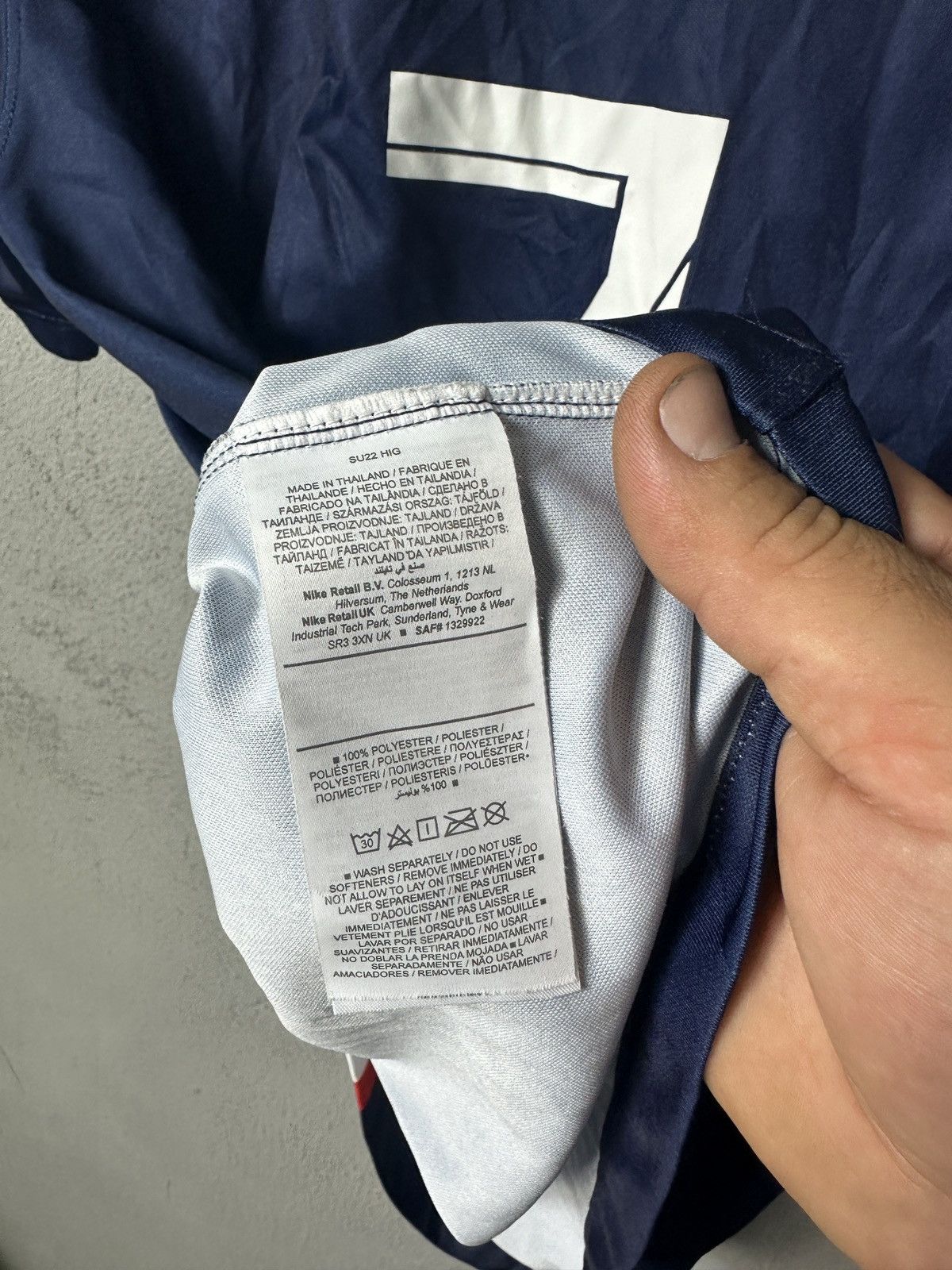 Nike Kylian Mbappe 22/23 PSG Nike Jersey Home Kit Blue Size US L / EU 52-54 / 3 - 6 Thumbnail