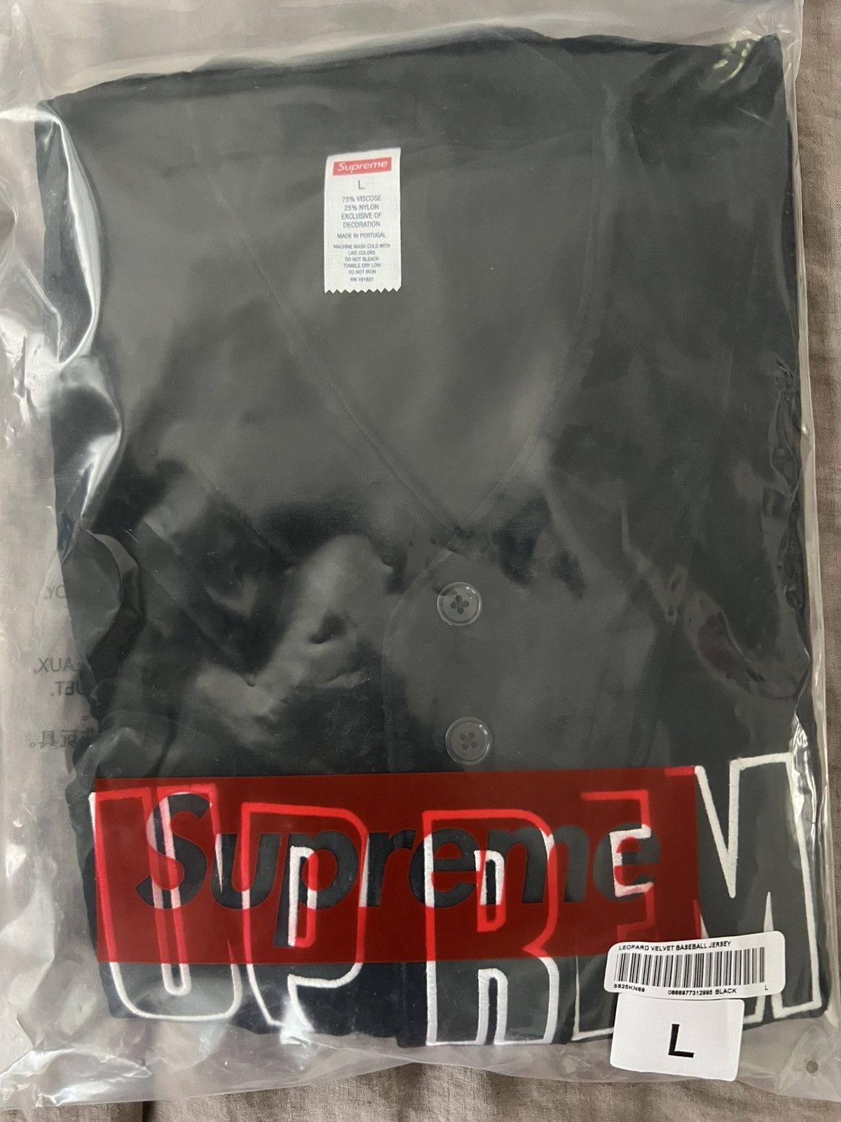 Supreme Supreme Size Large Velvet Baseball Jersey Size US L / EU 52-54 / 3 - 3 Thumbnail