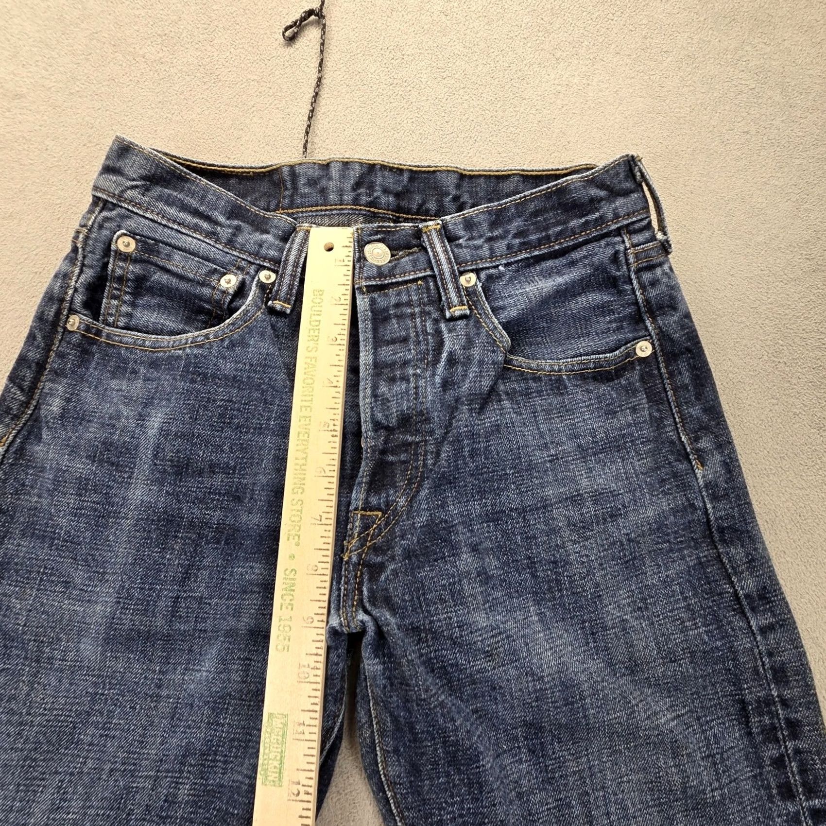 Levi's Levis 501 Jeans Mens Blue Medium Wash Regular Denim Button Fits 25x28 Straight Pockets Logo Cotton Size US 26 / EU 42 - 7 Thumbnail