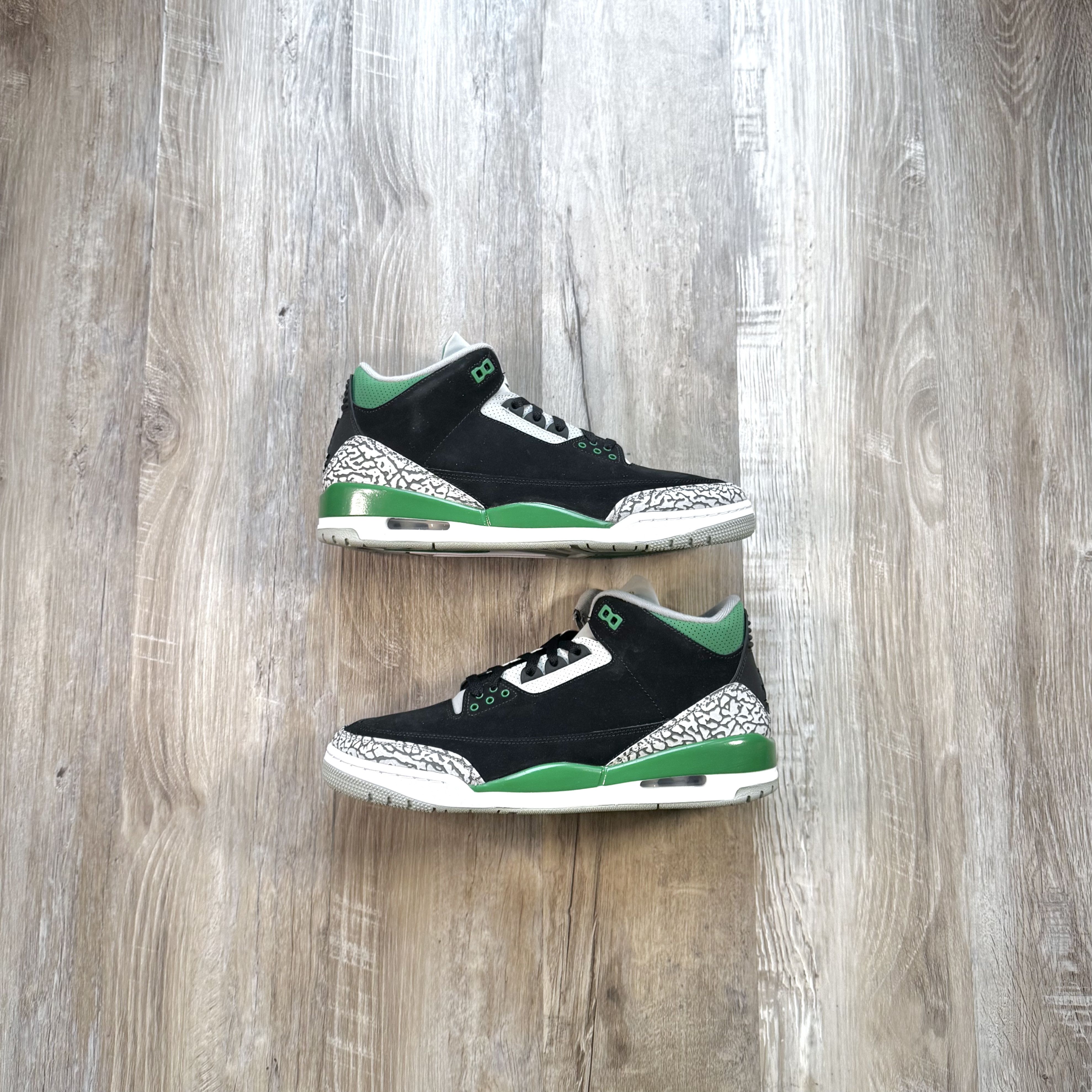 image of Jordan Nike • Jordan 3 Retro "pine Green" (11.5M) Shoes, Men's