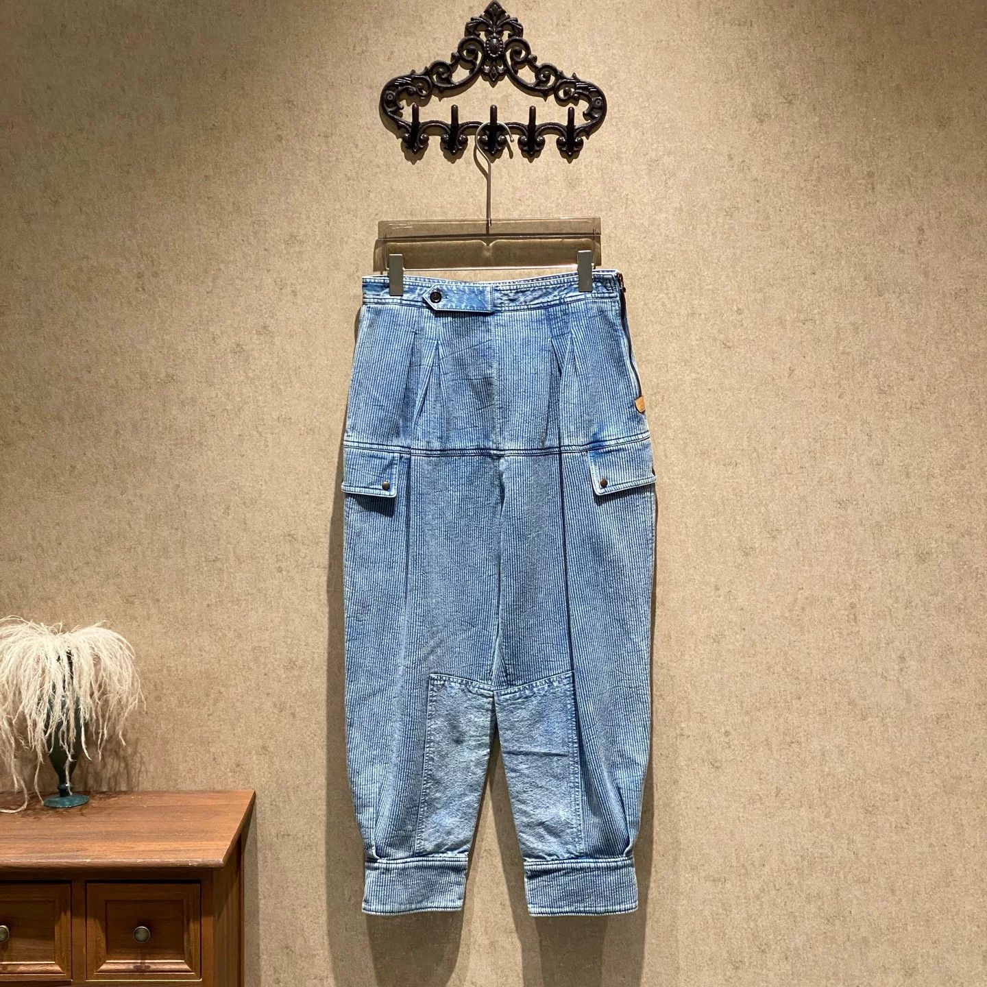Louis Vuitton Louis Vuitton Blue Logo Corduroy Pants Size US 28 / EU 44 - 1 Thumbnail