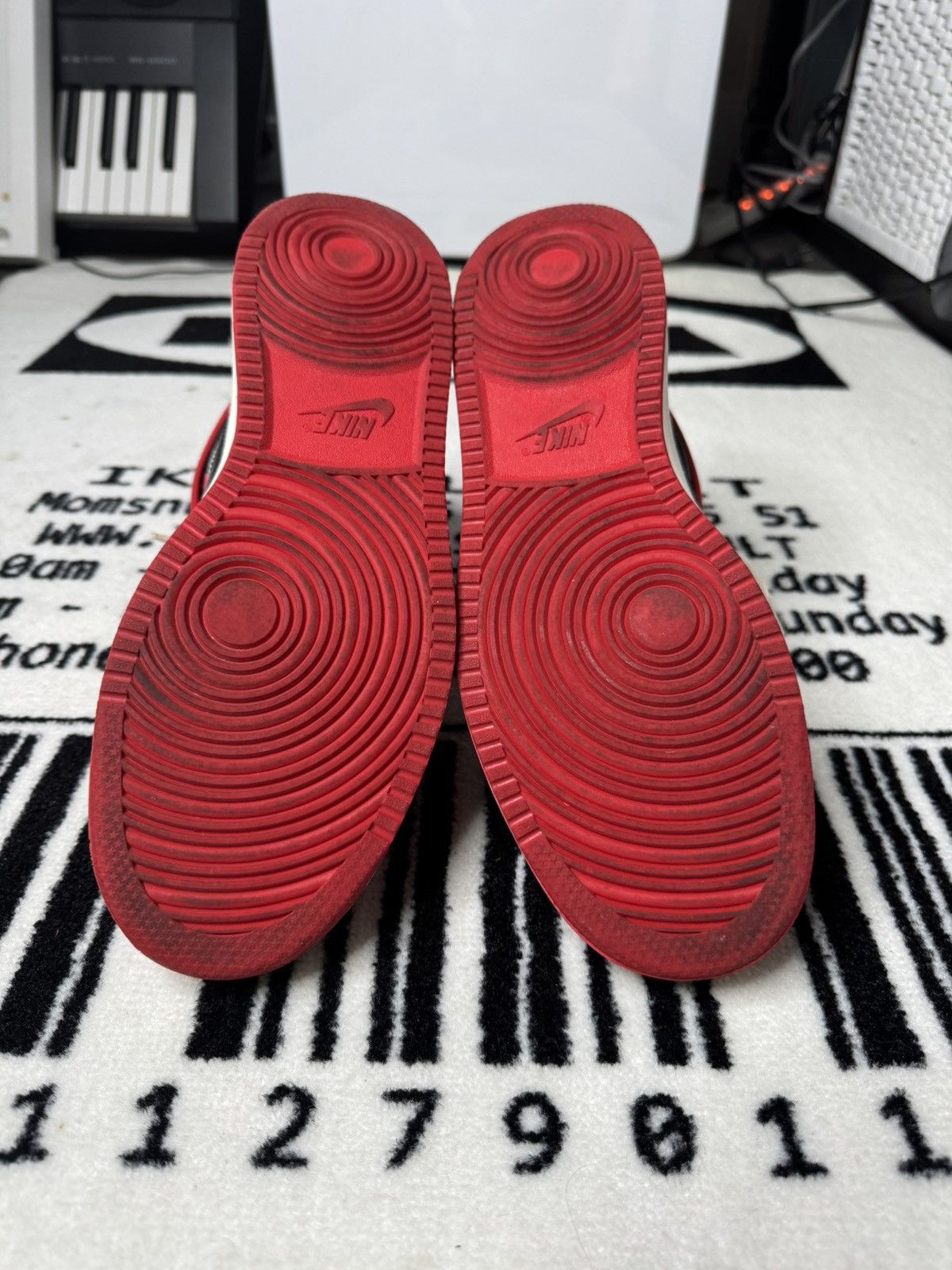 Nike Air Jordan AJKO 1 Chicago Size US 10.5 / EU 43-44 - 6 Thumbnail