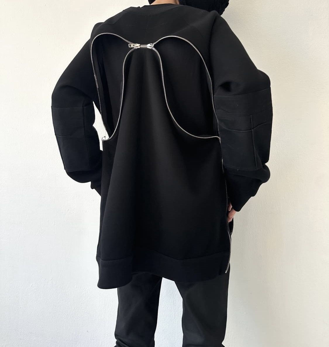 Givenchy Givenchy Riccardo Tisci Back Docking Zipper Sweat Shirt Size US XXL / EU 58 / 5 - 1 Thumbnail