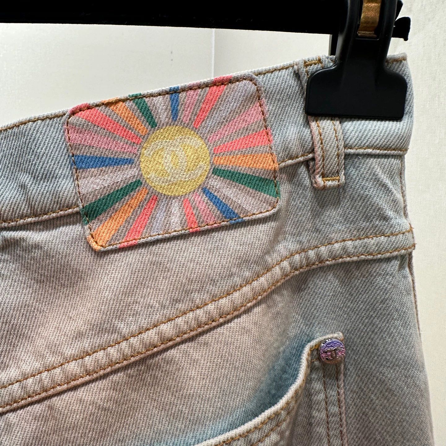 Chanel Chanel 24C Pink-Blue Gradient Wide-Leg Jeans 36 Cotton Size 26" / US 2 / IT 38 - 7 Thumbnail