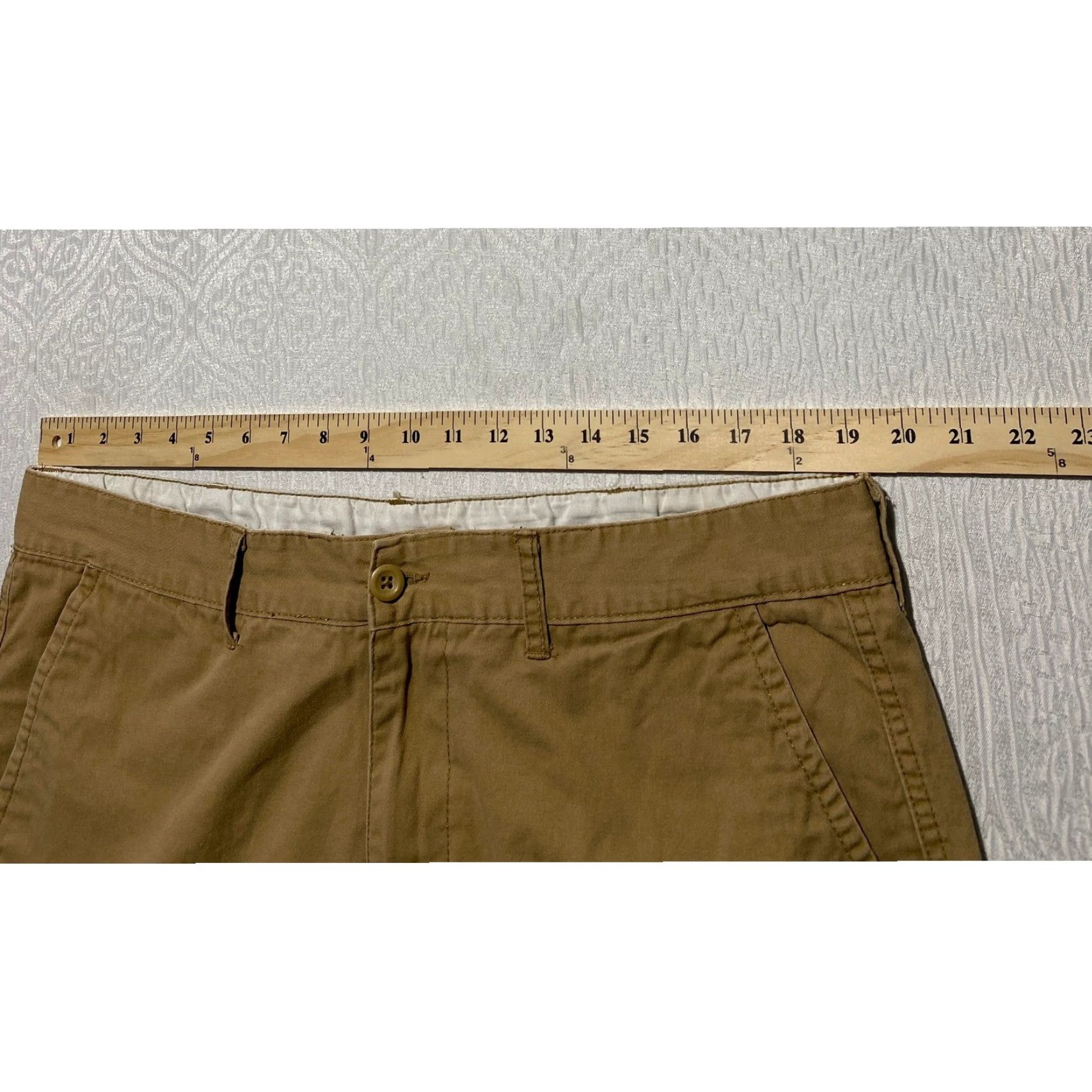 Vintage St. John's Bay Chino Shorts Shirt? Size US 38 / EU 54 - 3 Thumbnail