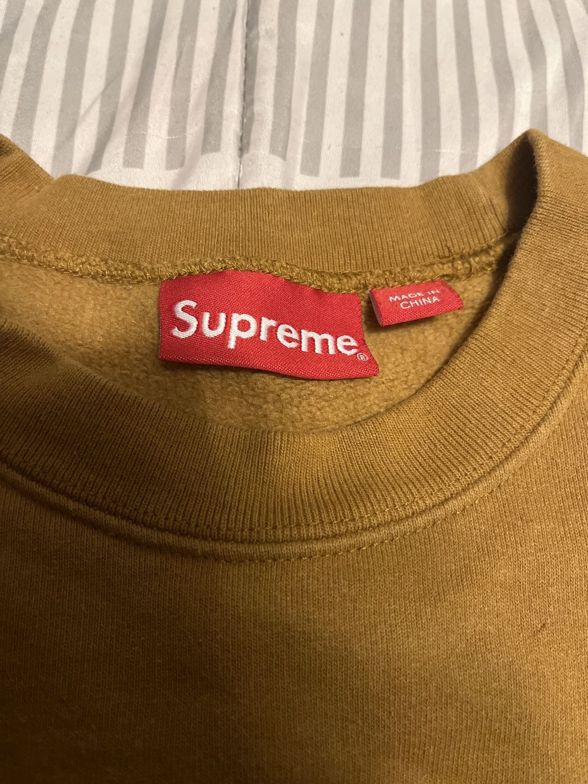 Supreme Supreme crest crewneck Size US S / EU 44-46 / 1 - 3 Thumbnail