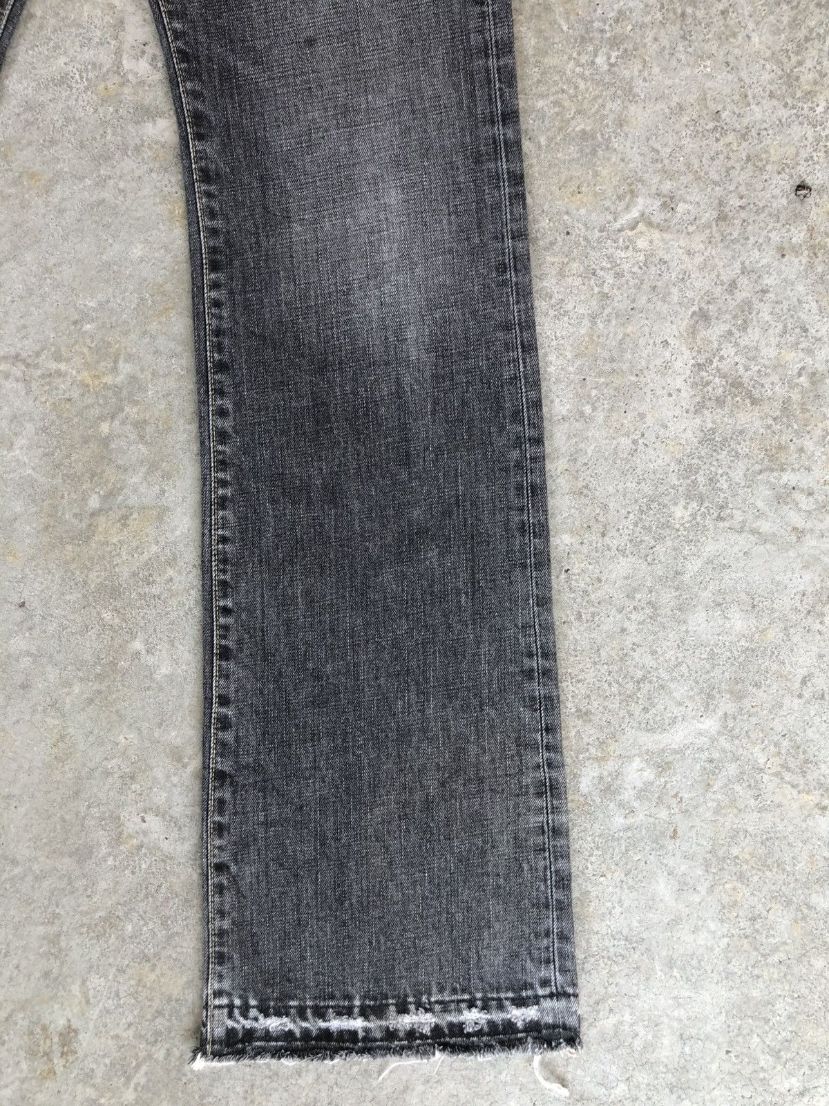 If Six Was Nine Japanese Uniqlo Flared Jeans Bootcut Distressed Jeans Size US 32 / EU 48 - 7 Thumbnail