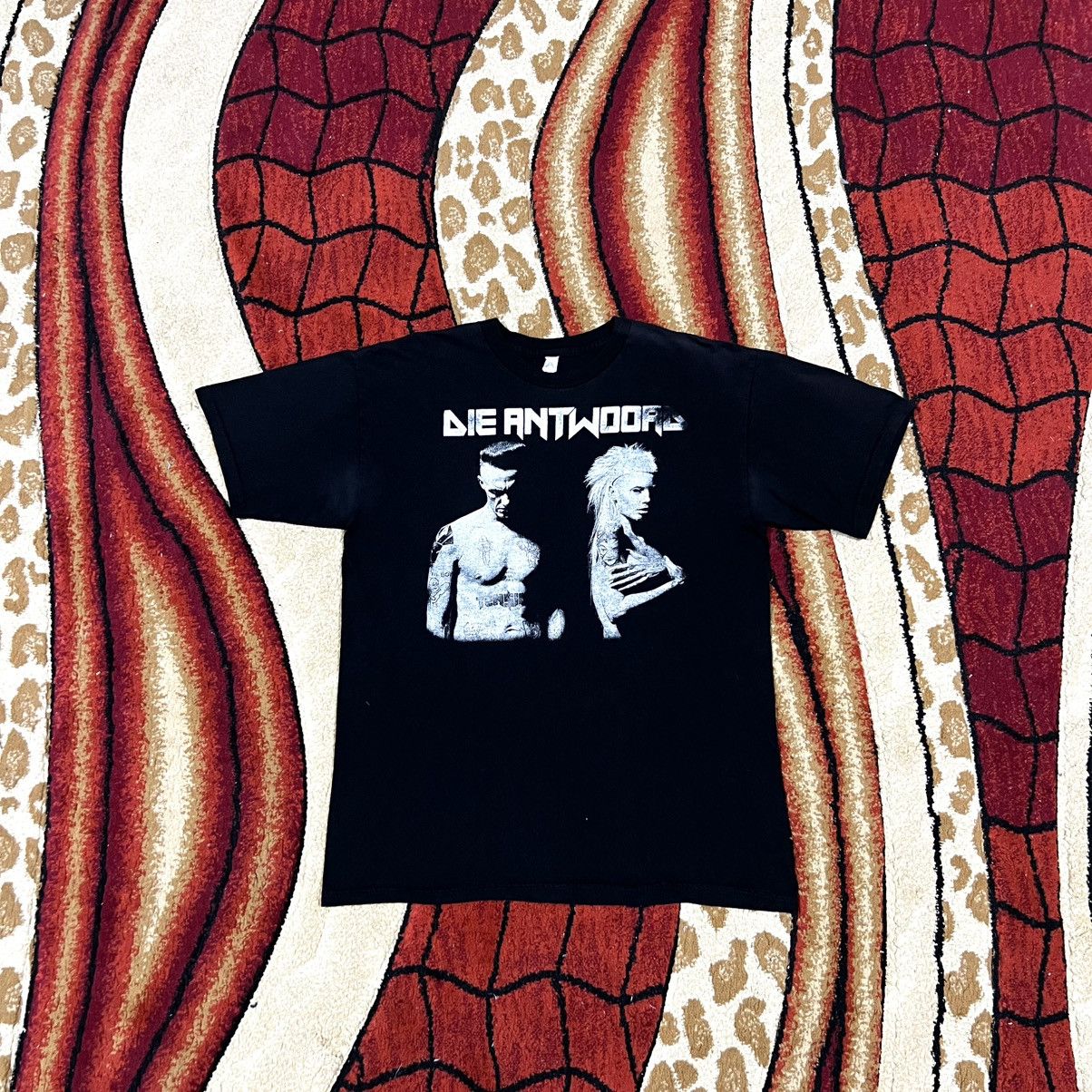 Band Tees Vintage Thrashed Faded Die Antwoord Hip Hop Duo Band Shirt Size US M / EU 48-50 / 2 - 2 Thumbnail