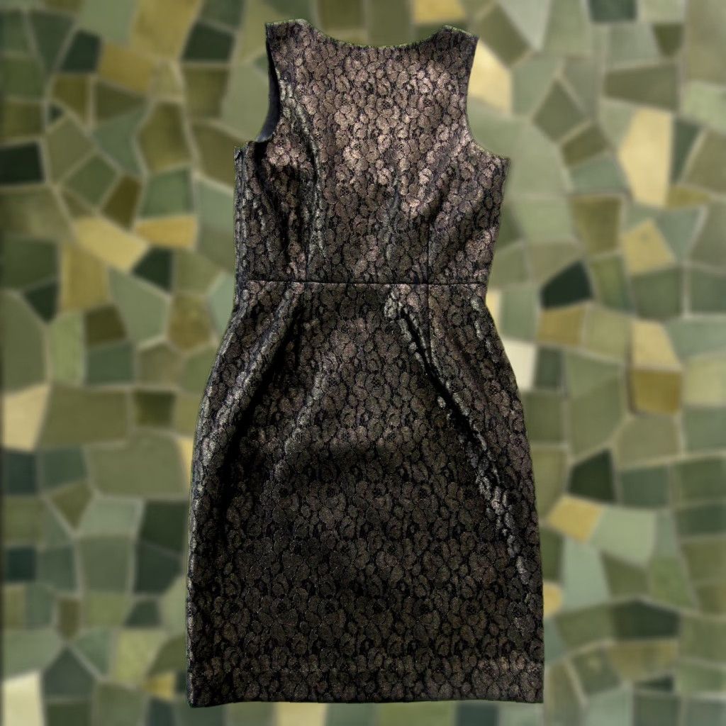 Banana Republic Banana Republic Black Metallic Gold Lace Floral V-Neck Sheath Dress Size 4 Size S / US 4 / IT 40 - 1 Thumbnail