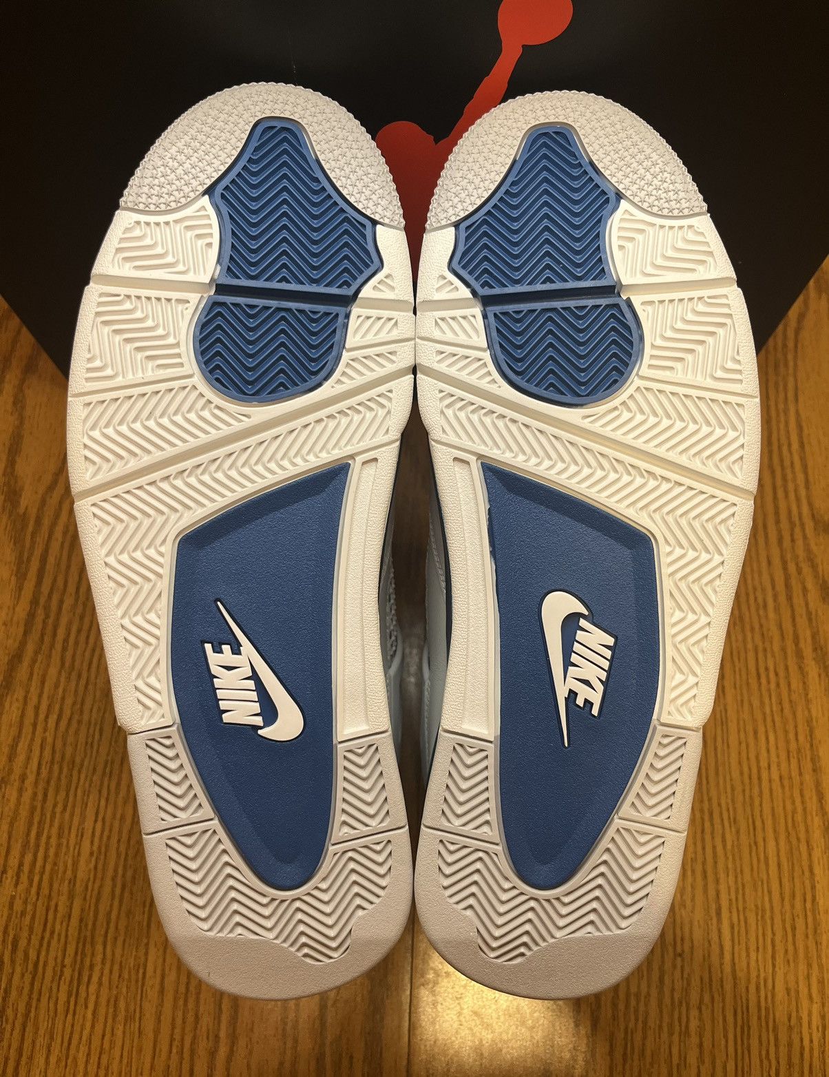 Jordan Brand Jordan 4 Retro Military Blue Size US 11.5 / EU 44-45 - 6 Thumbnail