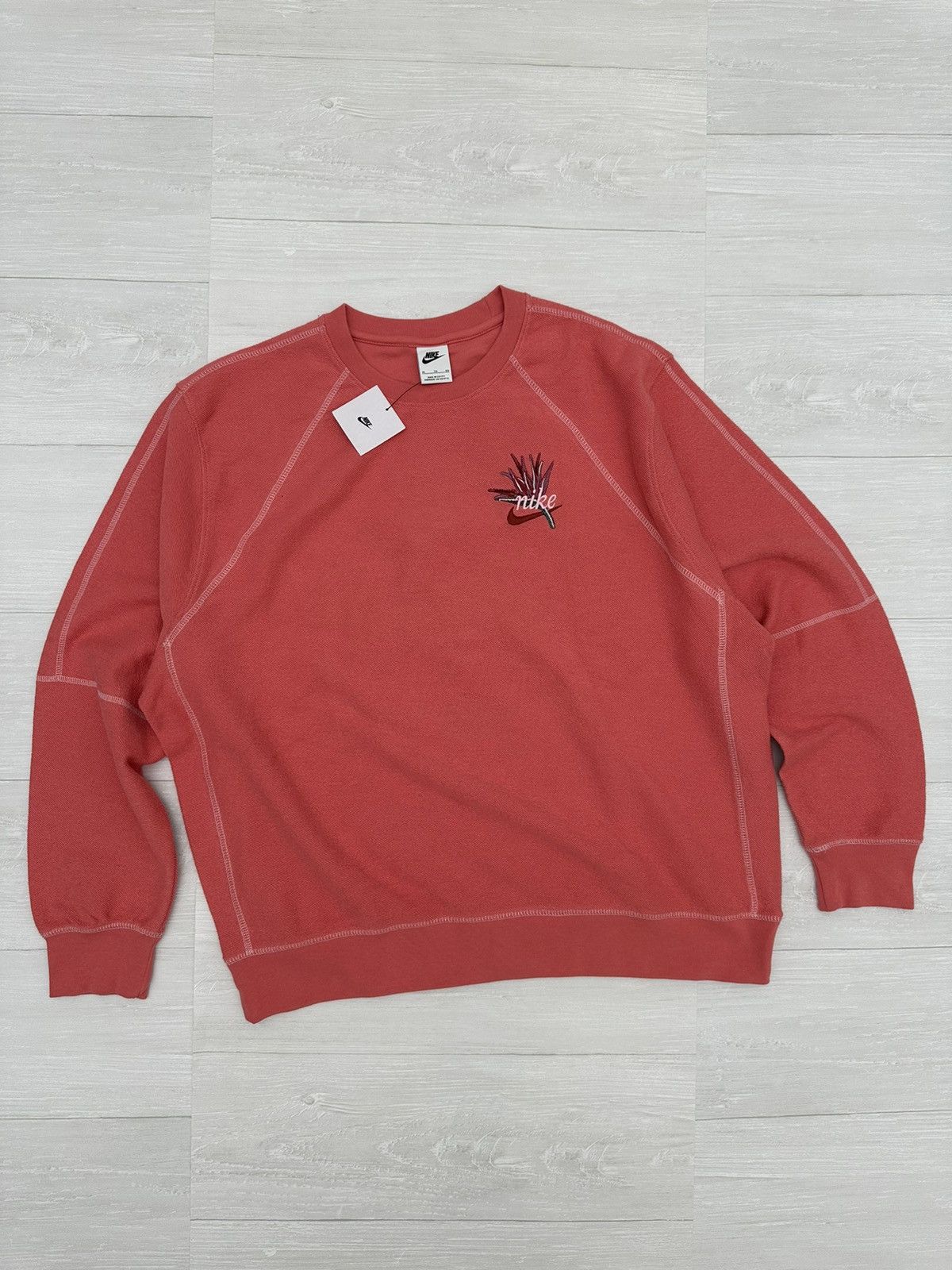 Nike Nike Sportswear Club Floral / Flower Coral Sweatshirt Sz. XL Size US XL / EU 56 / 4 - 4 Thumbnail