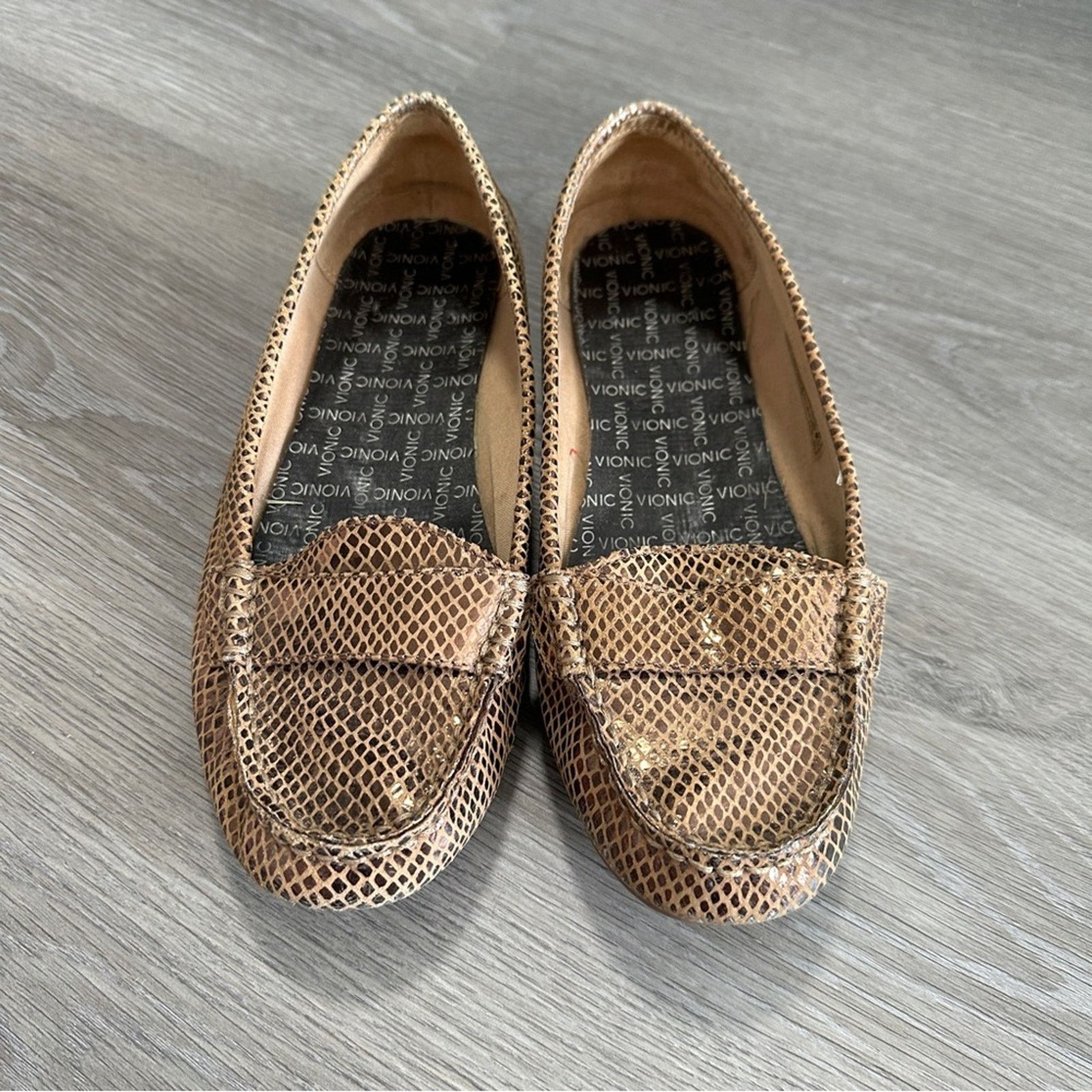Vionic Vionic Orthotic Larrun Metallic Bronze Moccasin Flat Loafer Size US 6.5 / IT 36.5 - 2 Thumbnail