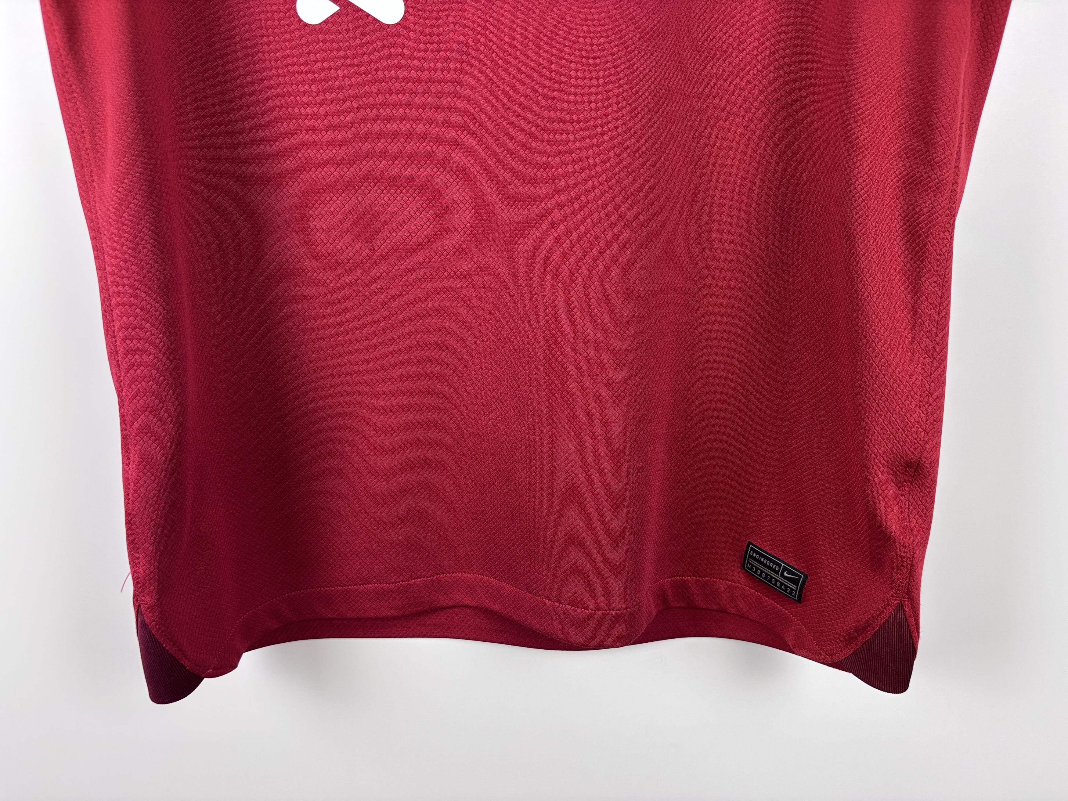 Nike Liverpool 2022-23 Home Football Shirt Soccer Jersey Nike M Size US M / EU 48-50 / 2 - 3 Thumbnail