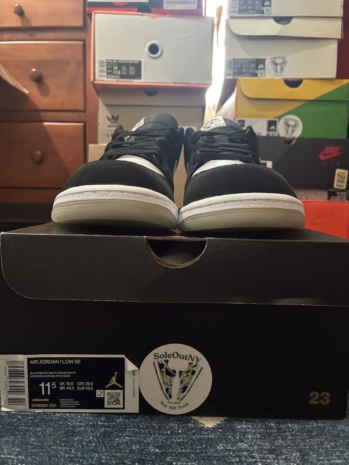 Jordan Brand Air Jordan 1 Low Diamond Shorts SKU DH6931-001 Brand New Size US 11.5 / EU 44-45 - 4 Thumbnail