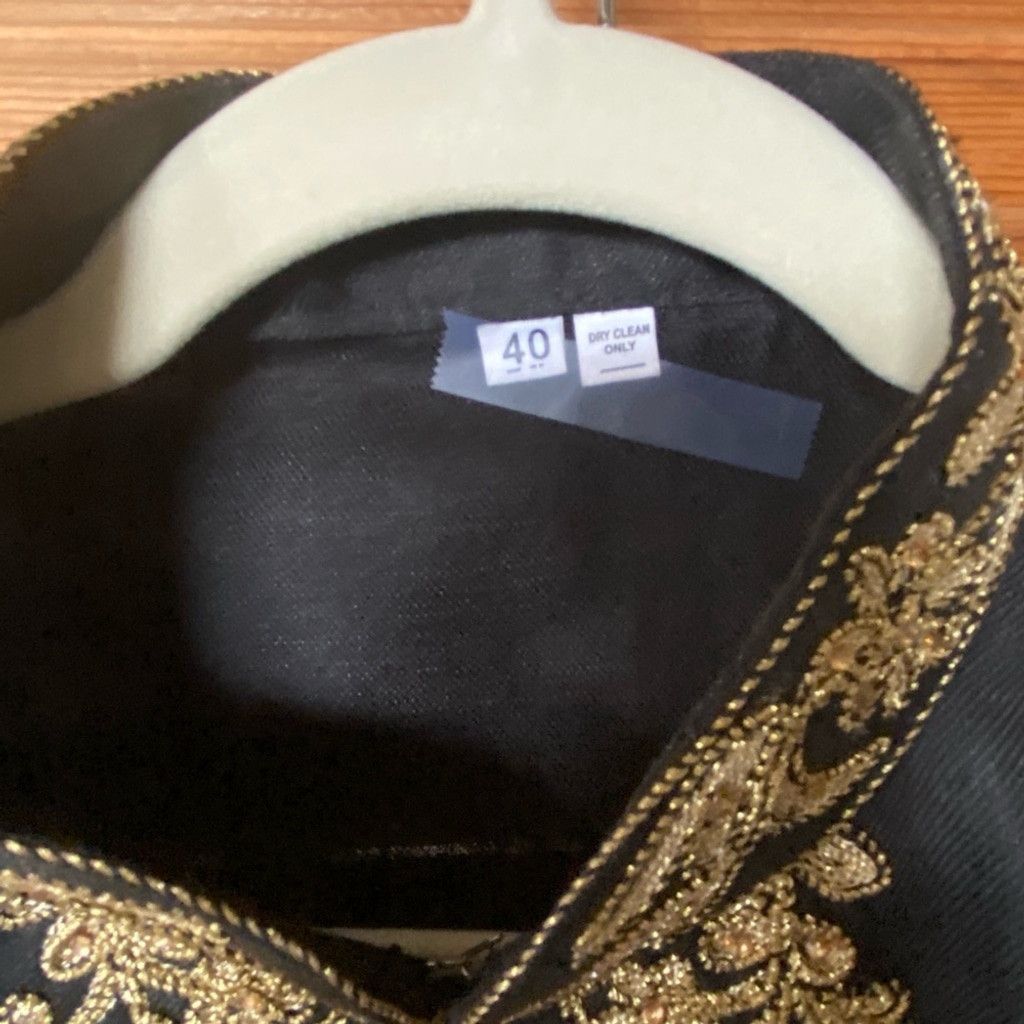 The Unbranded Brand Elegant Black Embroidered Kurta Gold size 40 Size US S / EU 44-46 / 1 - 3 Thumbnail