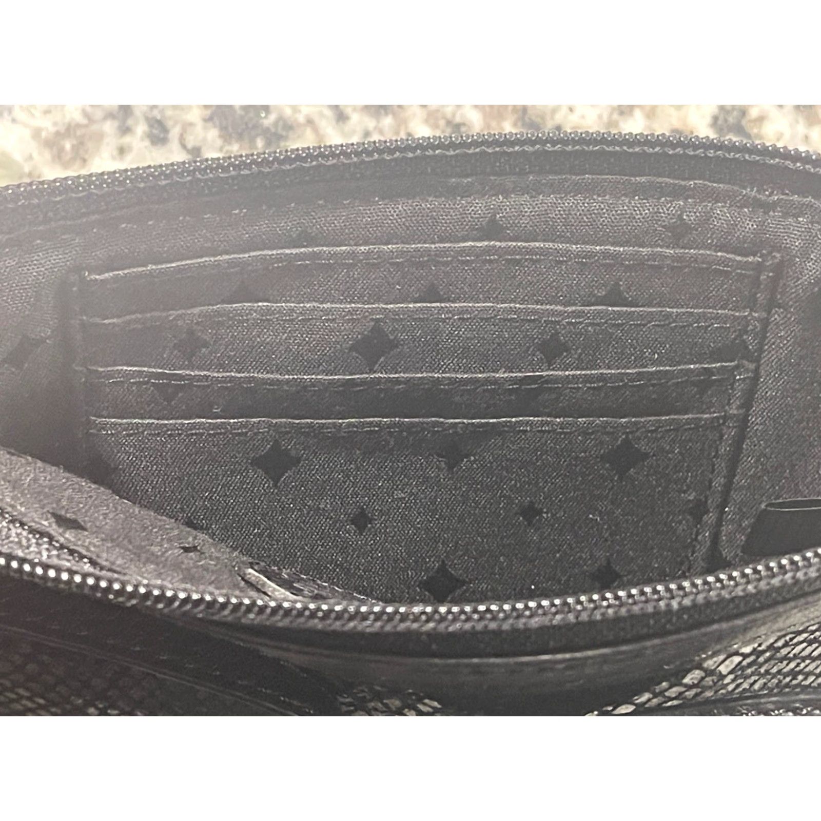 Fossil Fossil Wristlet Embossed Black Leather Silver Faux Snakeskin Wallet Clutch Size ONE SIZE - 4 Thumbnail