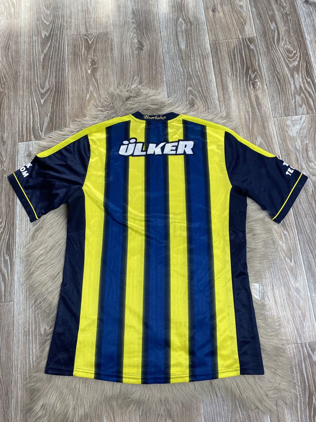 Adidas Adidas Fenerbahce home football soccer jersey 2011 Size US L / EU 52-54 / 3 - 9 Thumbnail