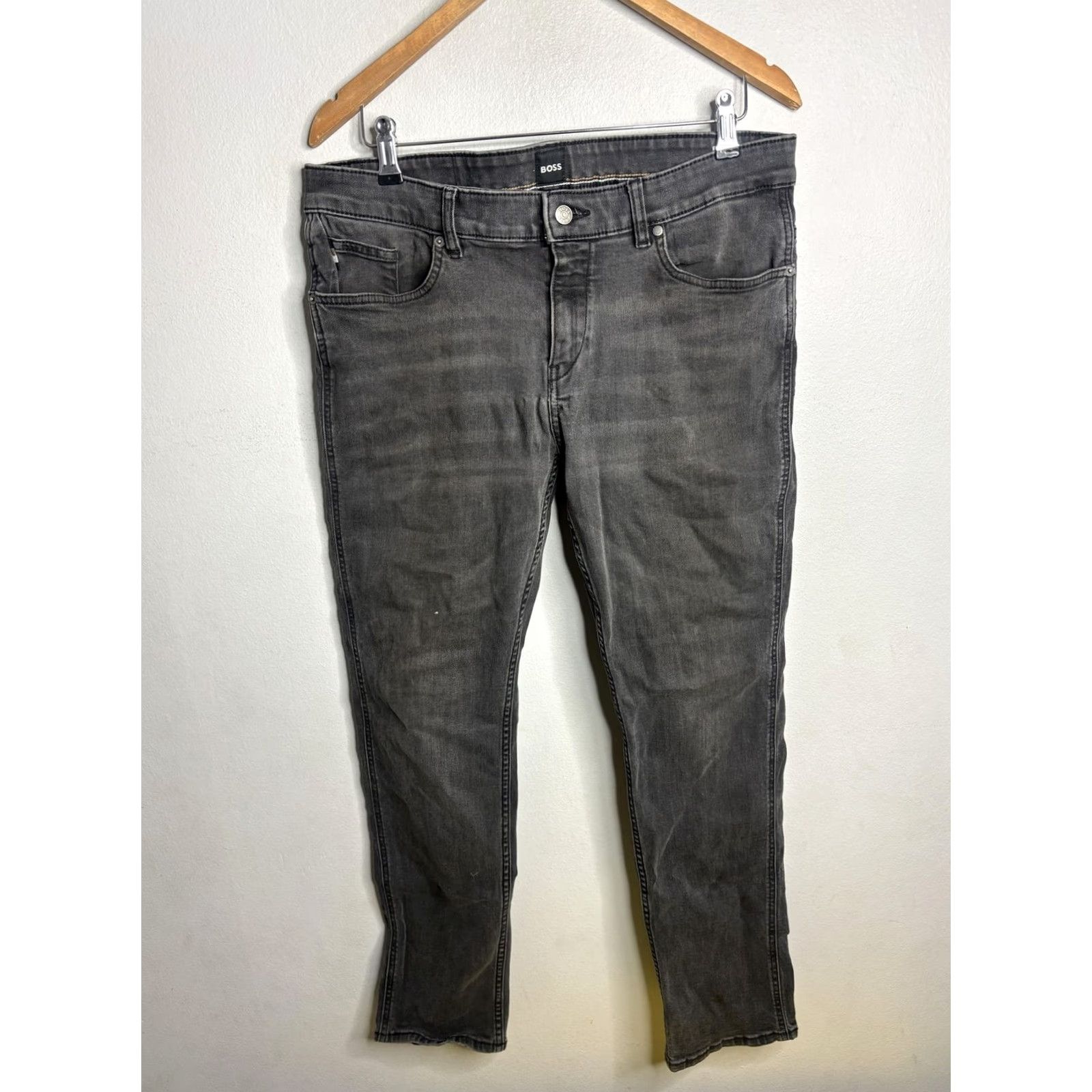 Hugo Boss HUGO BOSS Jeans Mens 34x30 Black Wash Slim Tapered Denim Casual Pants Boss Size US 34 / EU 50 - 5 Thumbnail