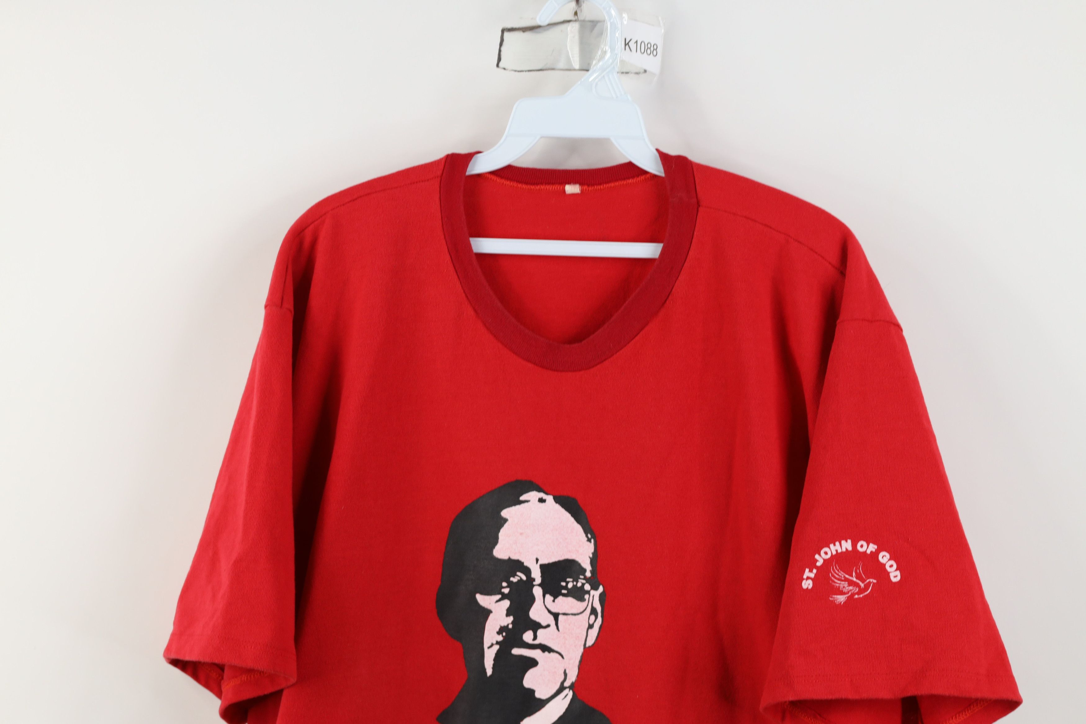 Vintage Vintage 90s Romero of the Americas Saint Oscar T-Shirt Size US XXL / EU 58 / 5 - 2 Thumbnail