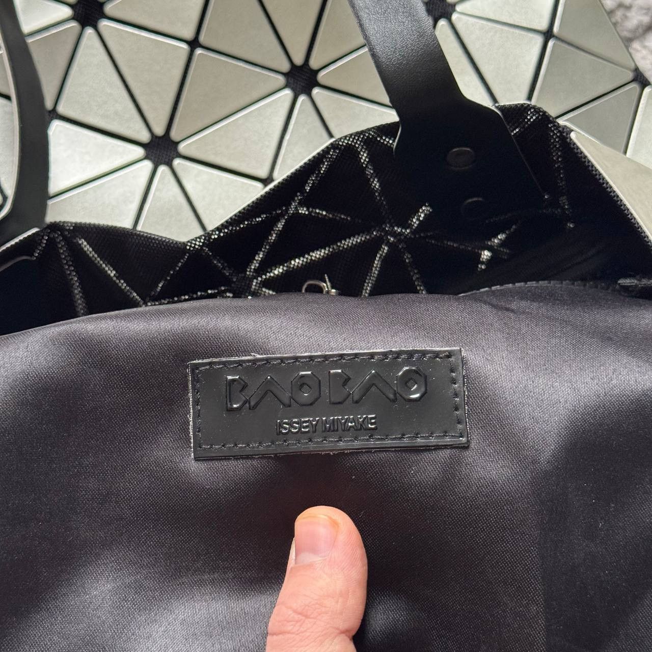 Issey Miyake Bao Bao by Issey Miyake ‘Prism” Lucent Geometric Tote Bag Size ONE SIZE - 11 Thumbnail