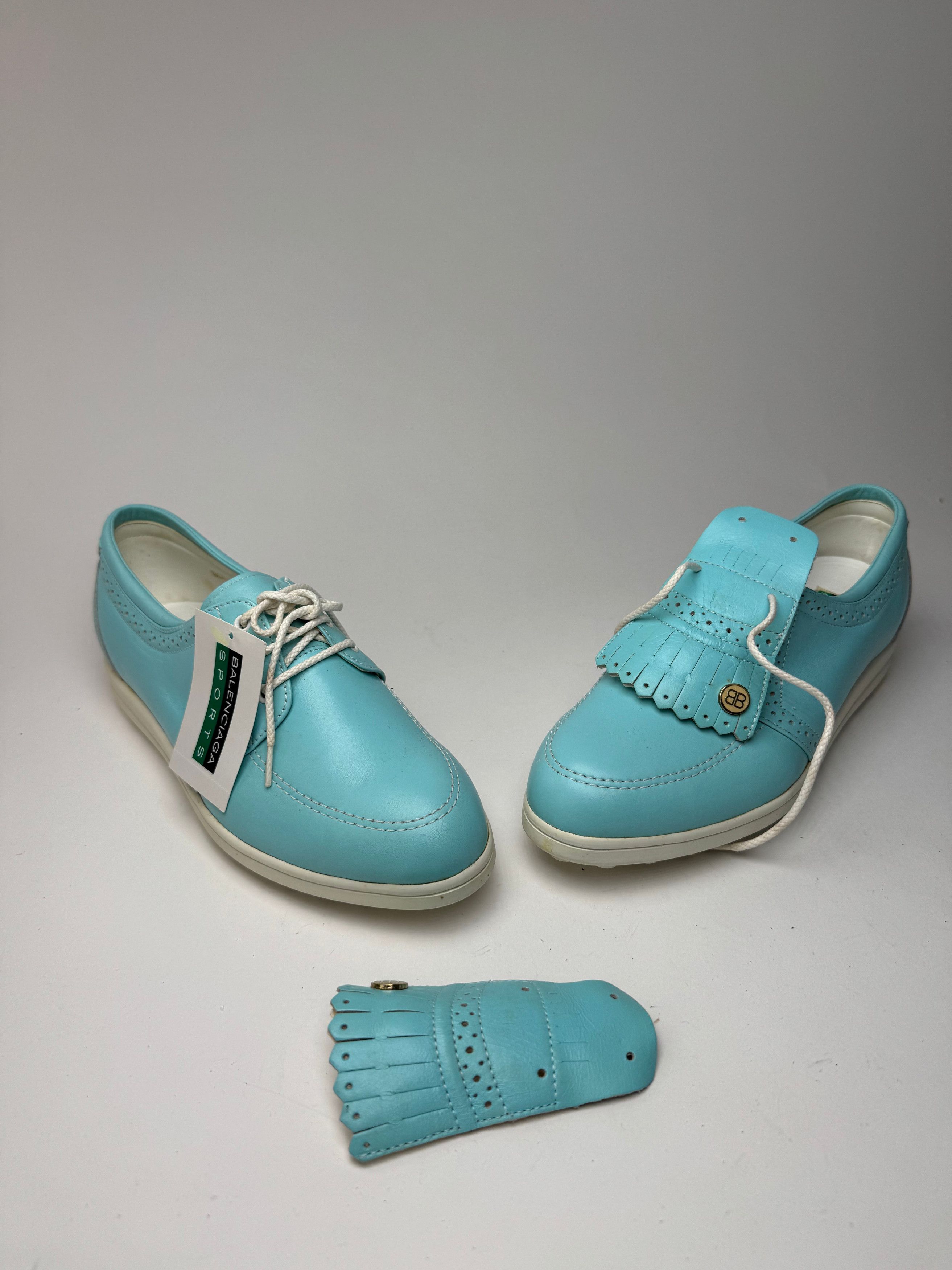 Balenciaga Vintage leather sneaker Turquoise White New EU37 Size US 7 / IT 37 - 1 Thumbnail