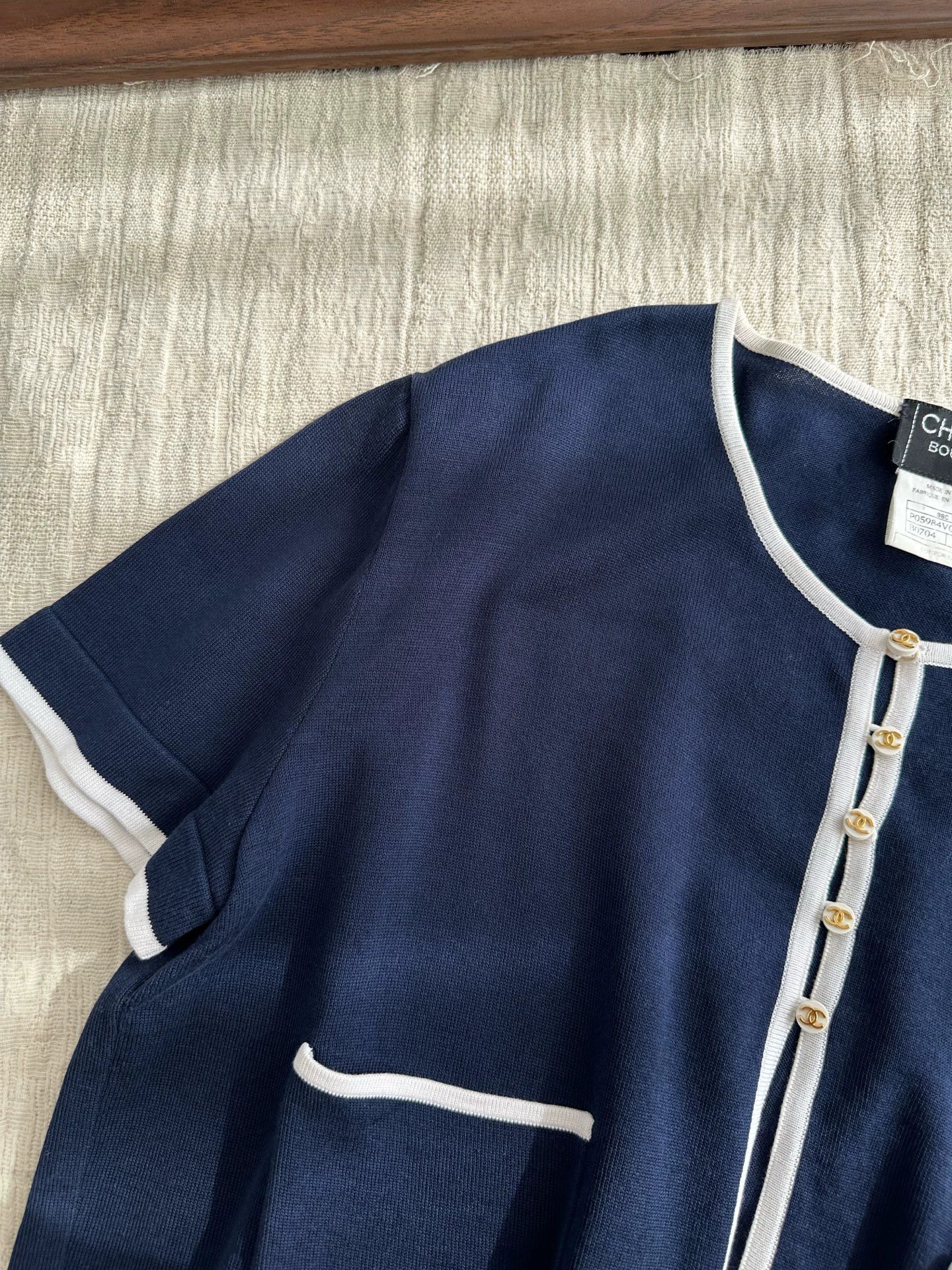 Chanel CHANEL women's navy white trim short-sleeve knit top 42 Size M / US 6-8 / IT 42-44 - 6 Thumbnail