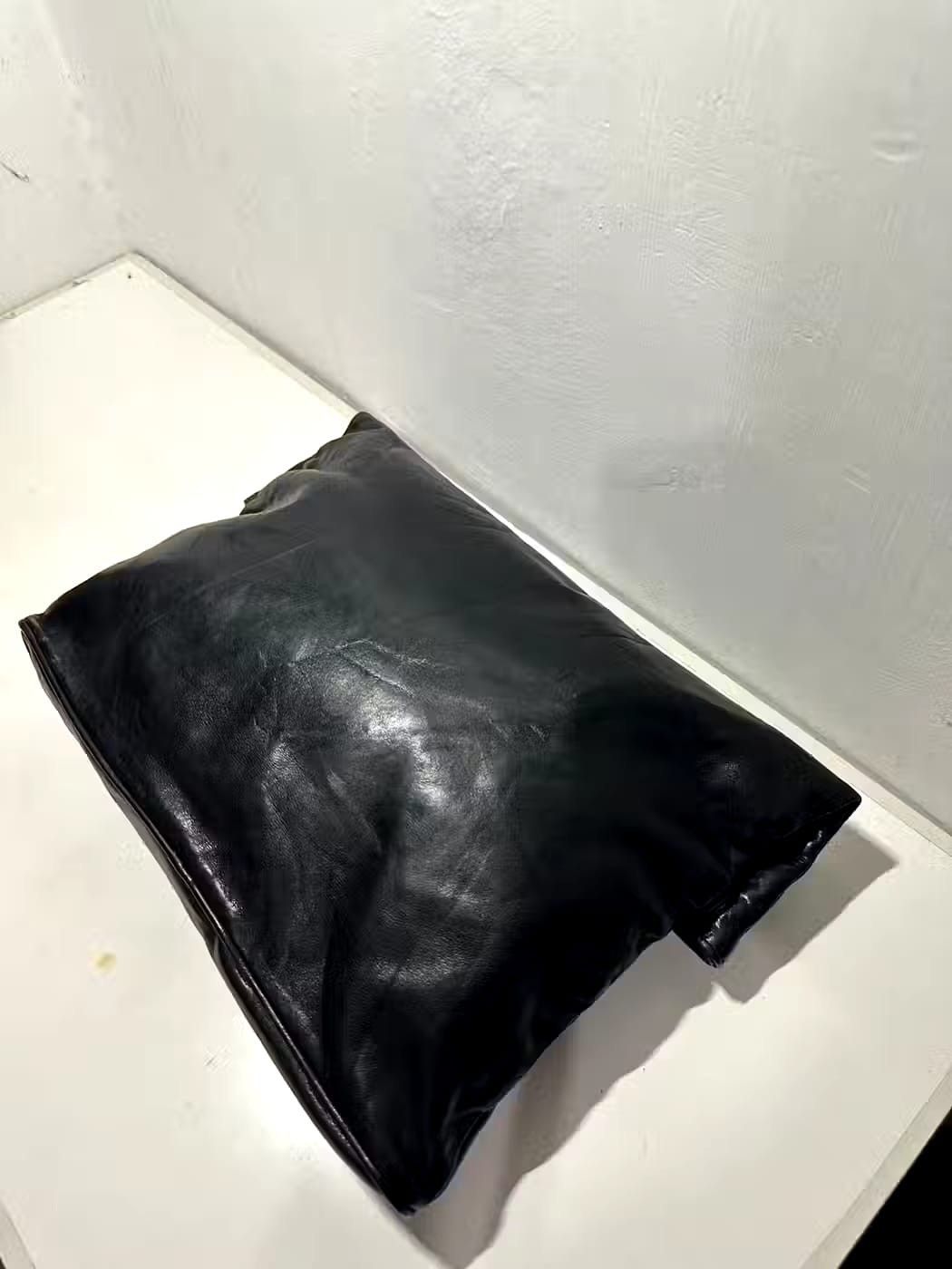 Issey Miyake Rare!!! Issey Miyake Design Studio Leather Clutch bag Size ONE SIZE - 4 Thumbnail