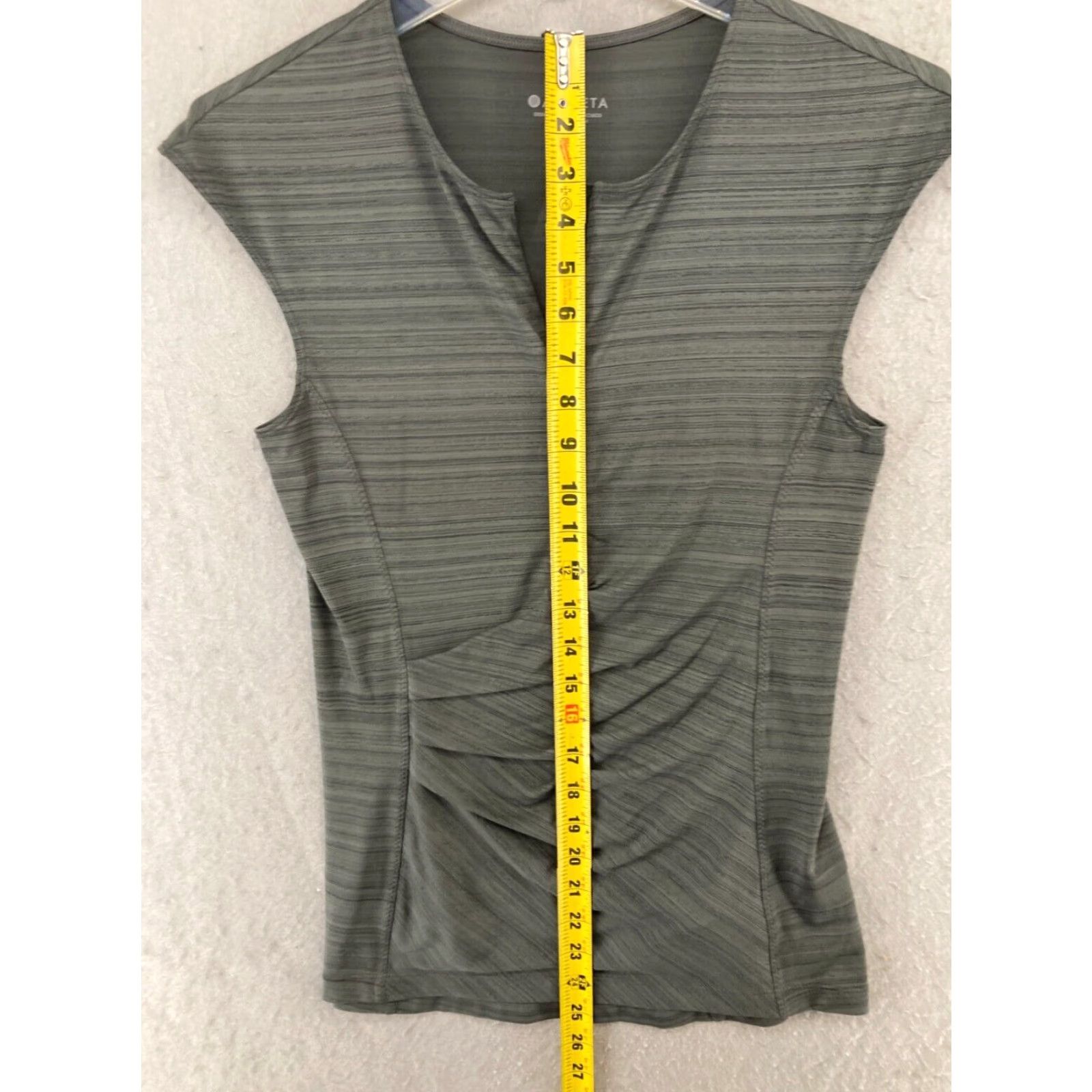 Athleta Athleta Shirt XS Gray Stretch Yoga Womens Athletic Fitted V-Neck Sleeveless Pullover Size XS / US 0-2 / IT 36-38 - 3 Thumbnail