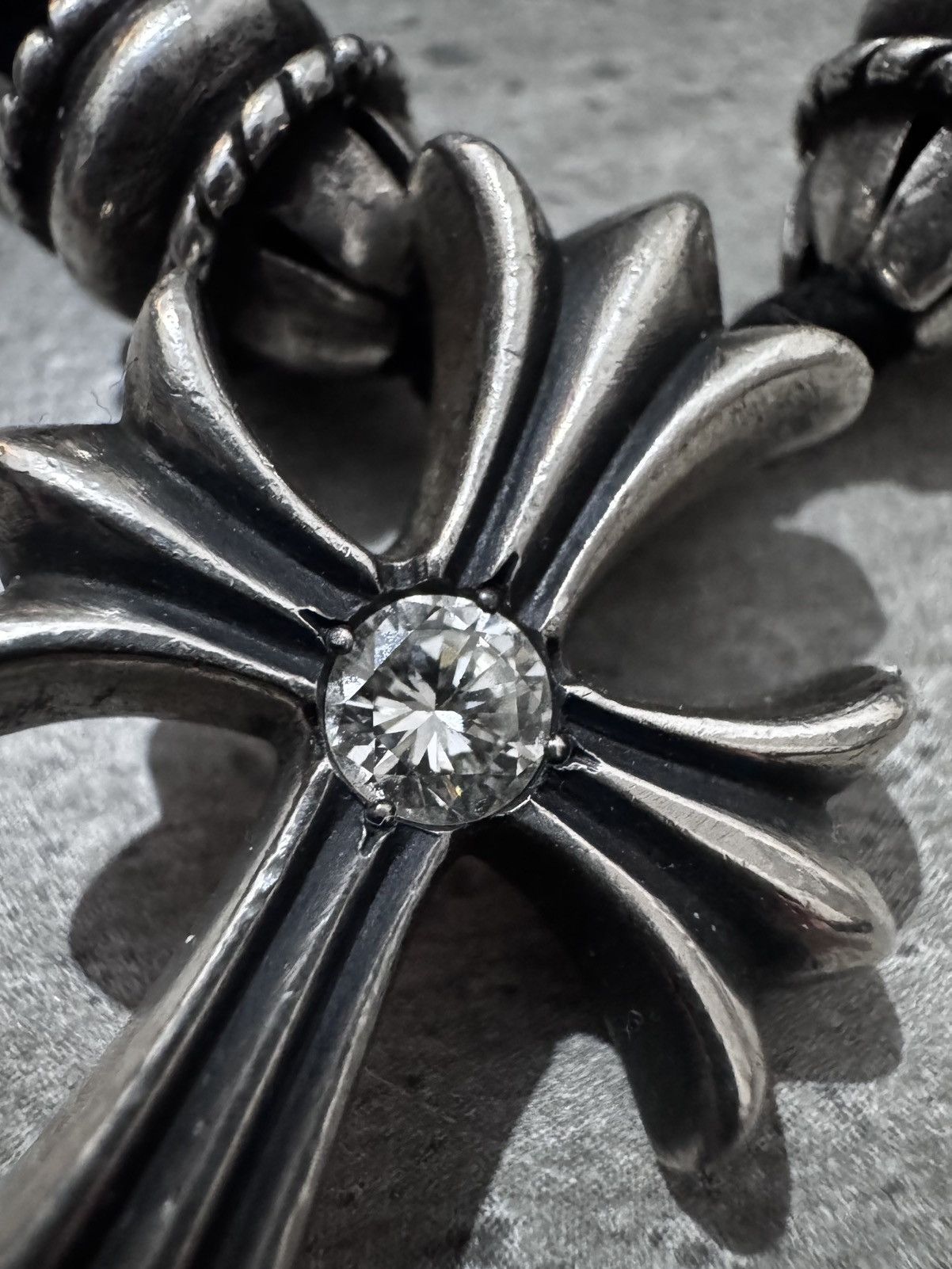 Chrome Hearts chrome hearts small cross with diamond Size ONE SIZE - 9 Thumbnail