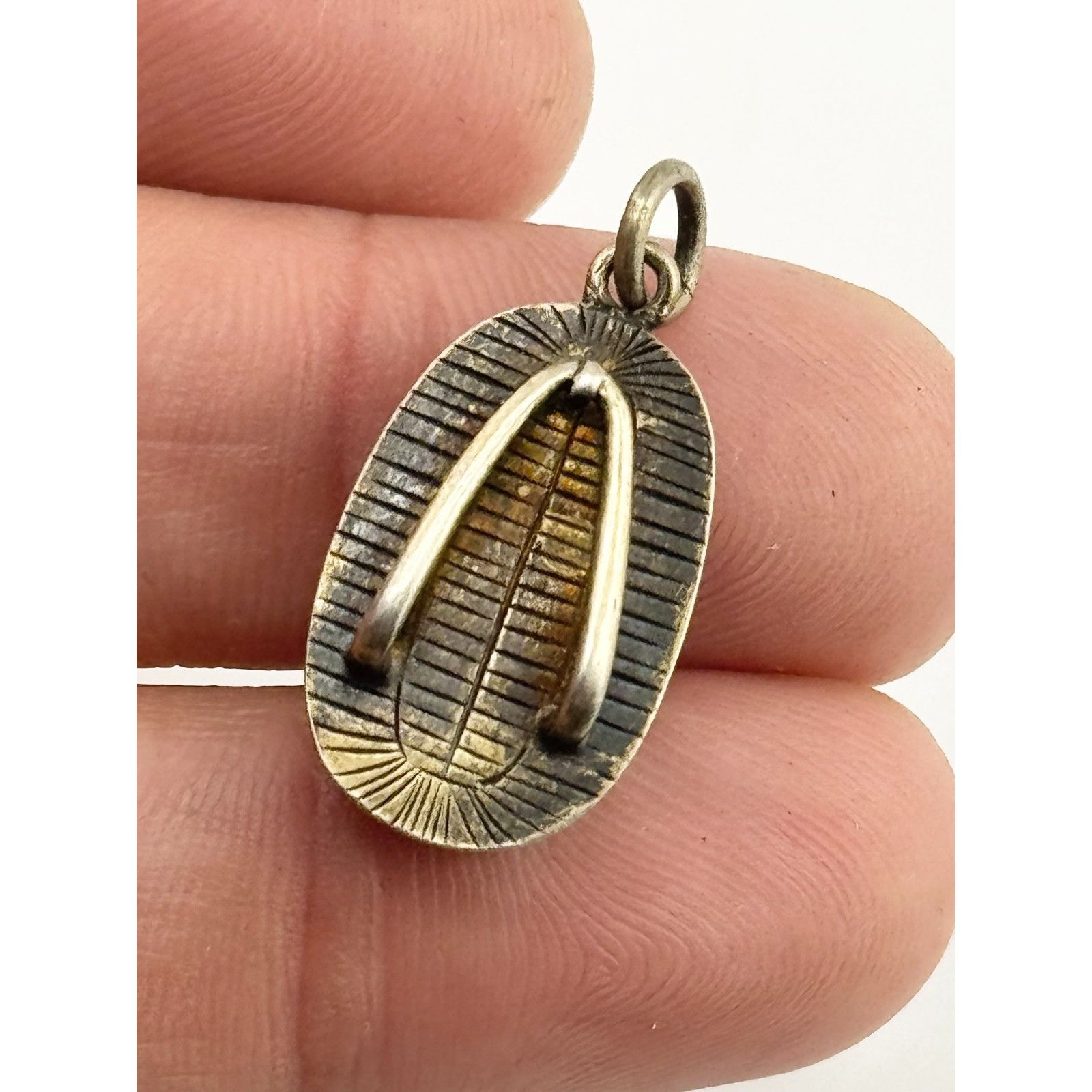 Vintage Sterling Silver Asian Sandal Slipper Vintage Charm Pendant Size ONE SIZE - 1 Thumbnail